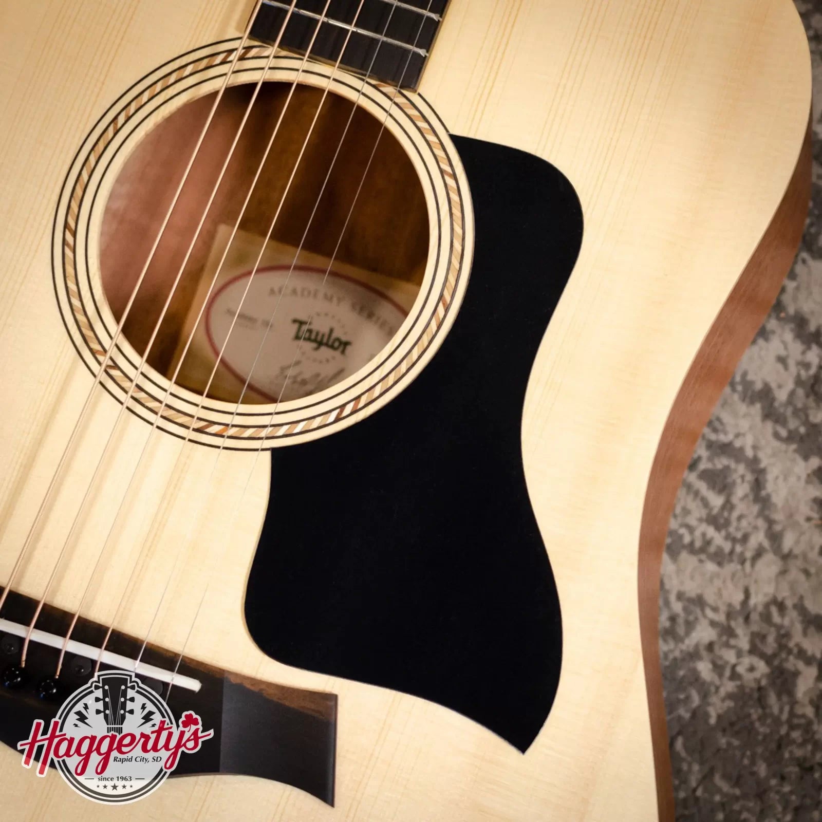 Taylor Pickguard, Right Handed, DN/JM, 5", Black