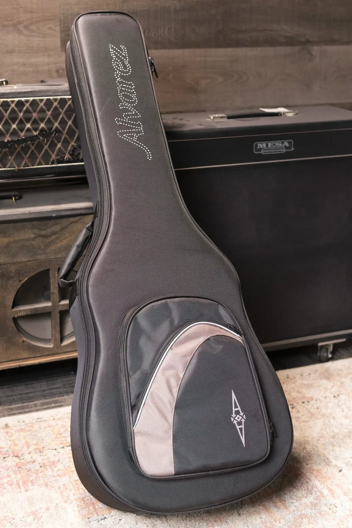 Alvarez LD70e Laureate Dreadnought Acoustic/Electric Guitar - Daybreak with Softshell Case - Demo