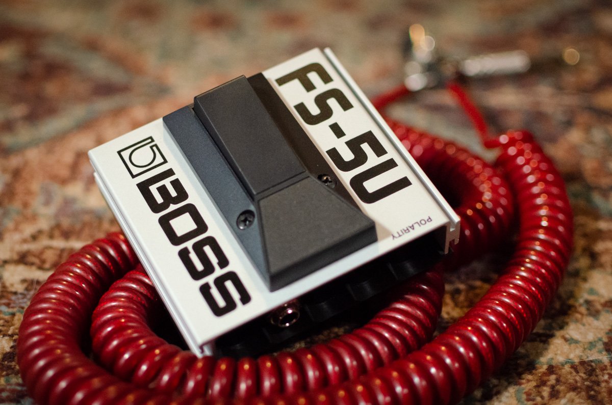 Boss FS-5U Unlatching Single Button Footswitch Silver