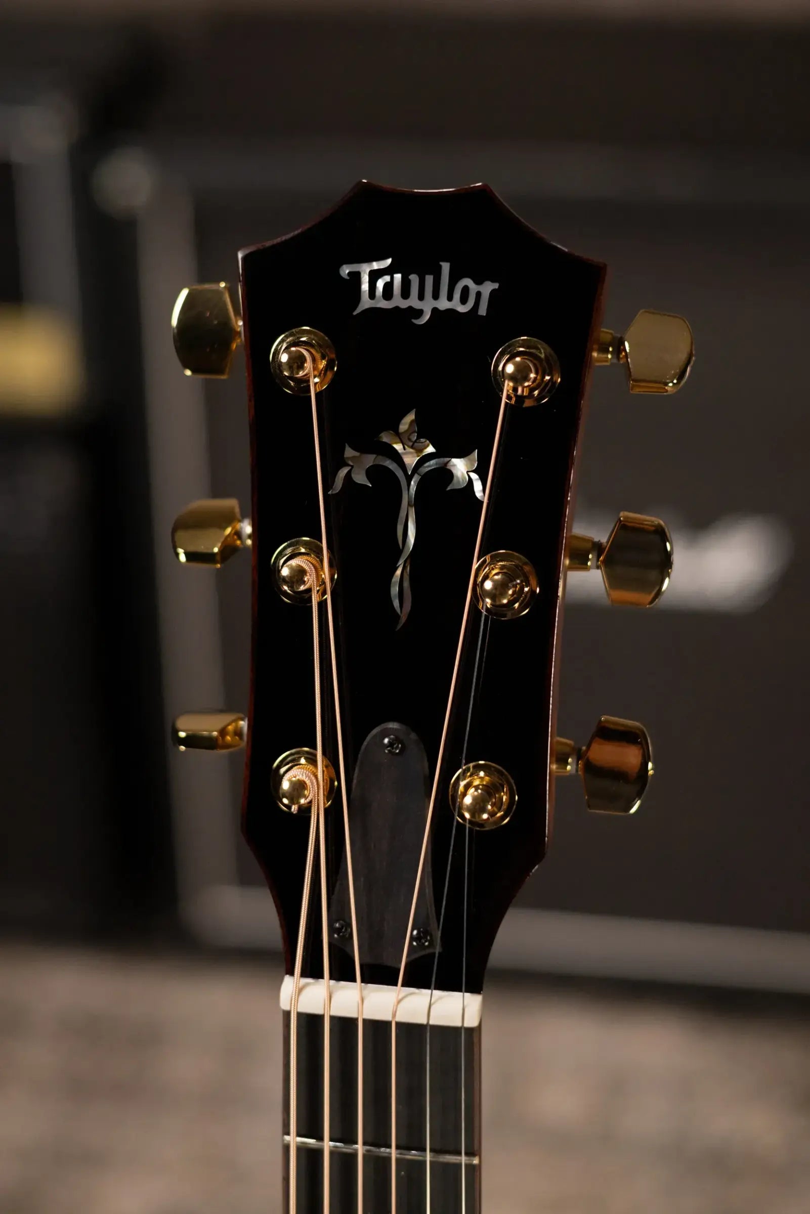 Taylor One-of-a-Kind Legacy 910e Special Edition Short-Scale Dreadnought Acoustic/Electric Guitar - Heritage Sunburst with Hardshell Case