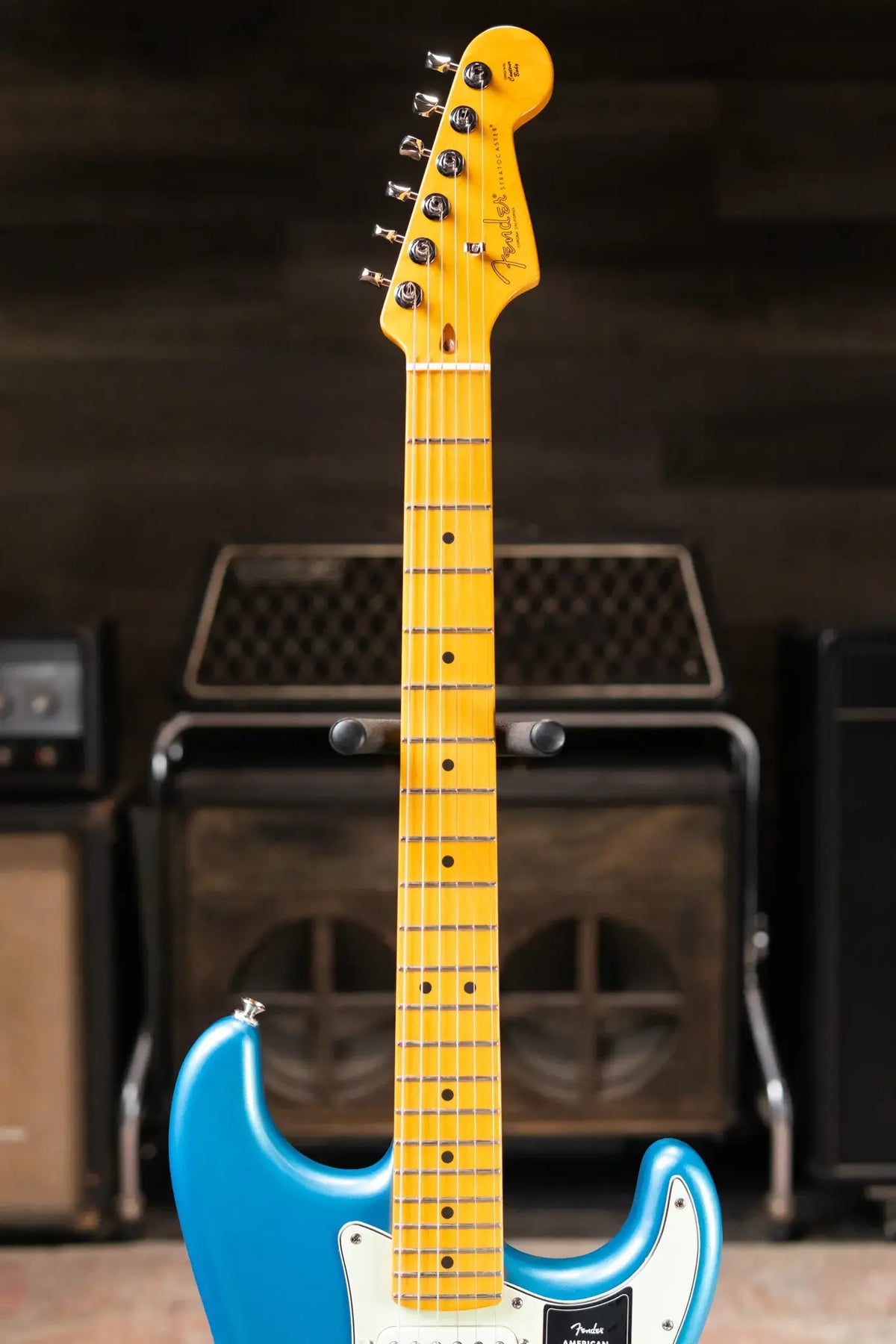 Fender American Professional Classic Stratocaster Electric Guitar - Faded Lake Placid Blue with Gig Bag - Demo