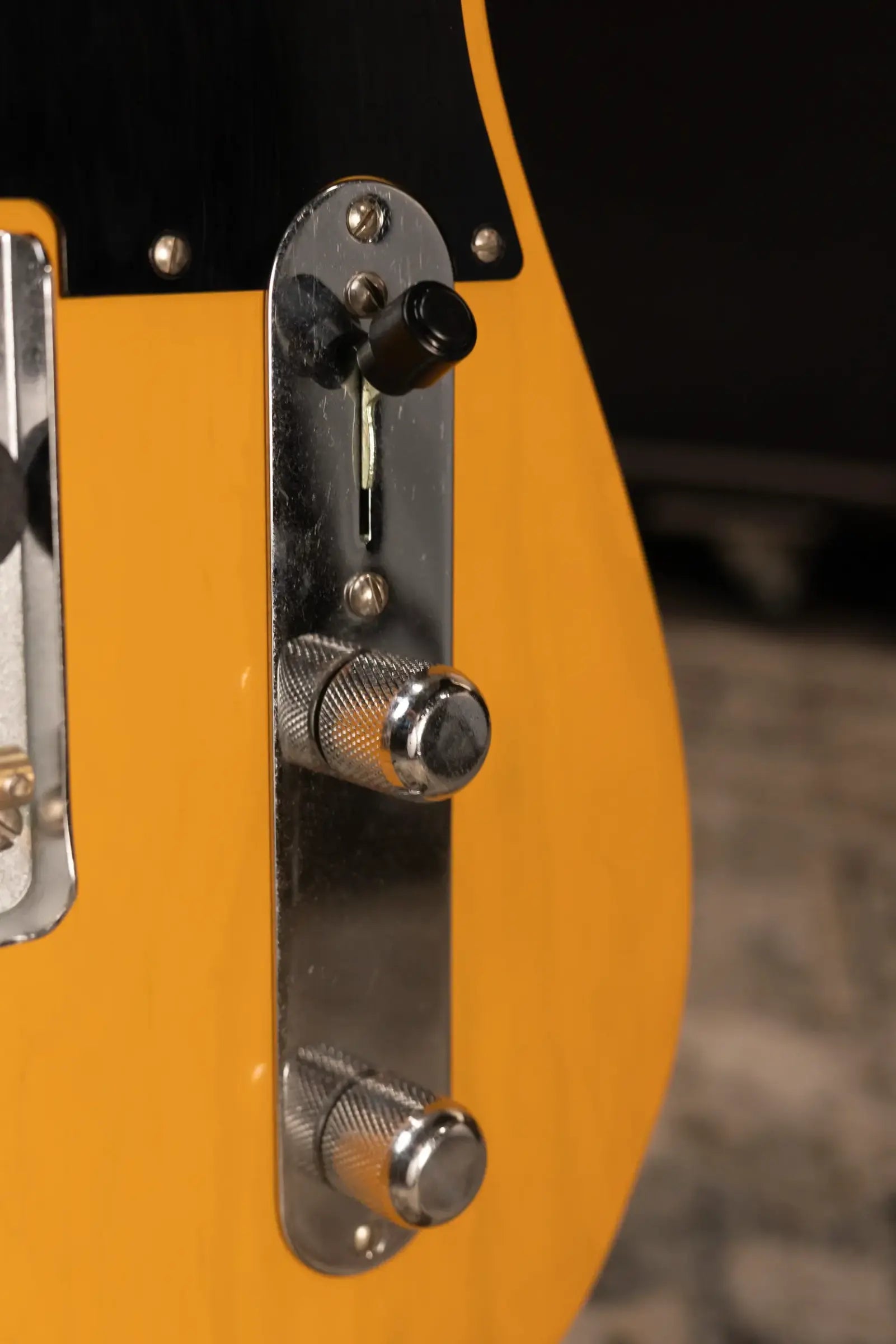 Fender 75th Anniversary Vintera Road Worn 1951 Telecaster Electric Guitar - Butterscotch Blonde with Hardshell Case