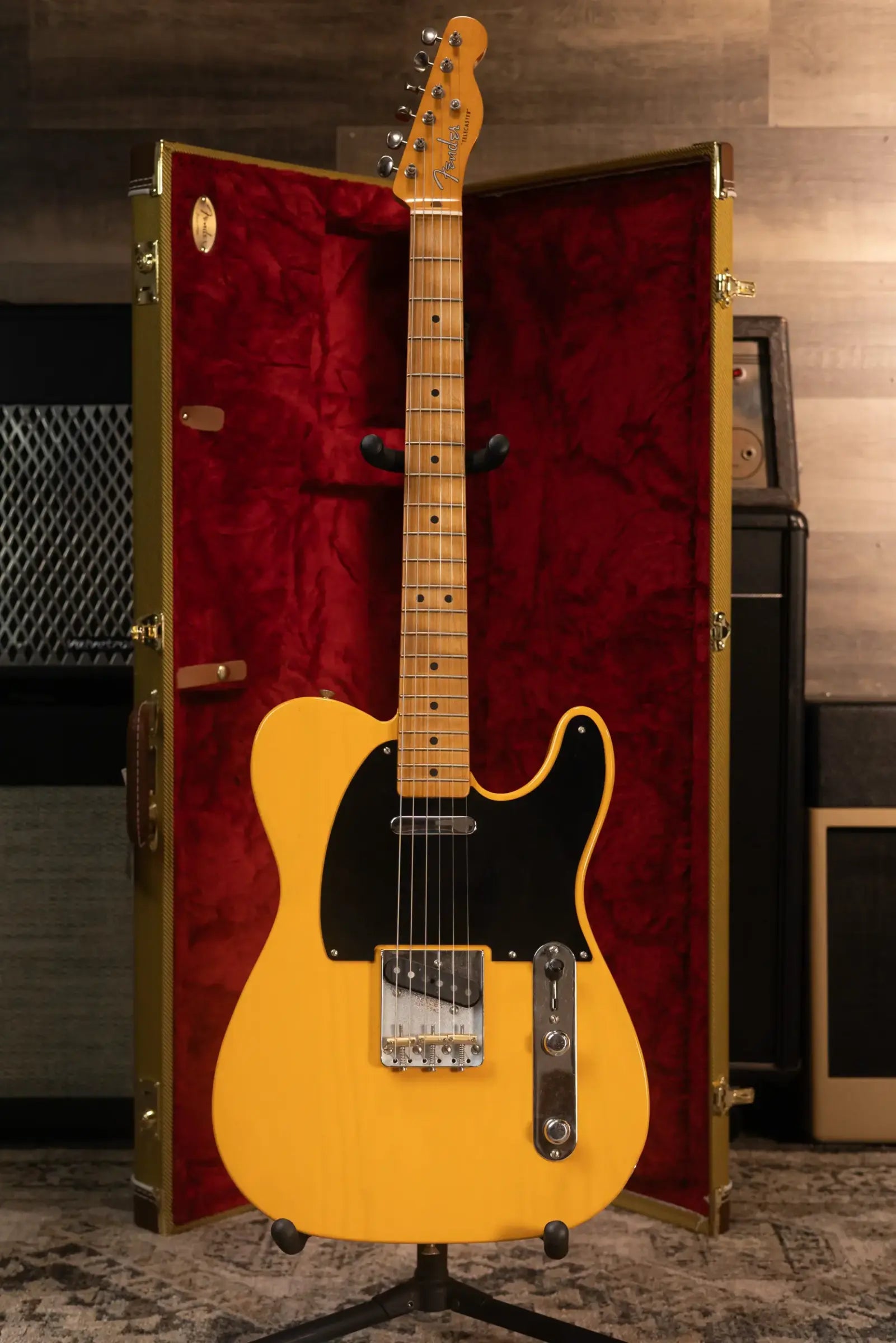 Fender 75th Anniversary Vintera Road Worn 1951 Telecaster Electric Guitar - Butterscotch Blonde with Hardshell Case