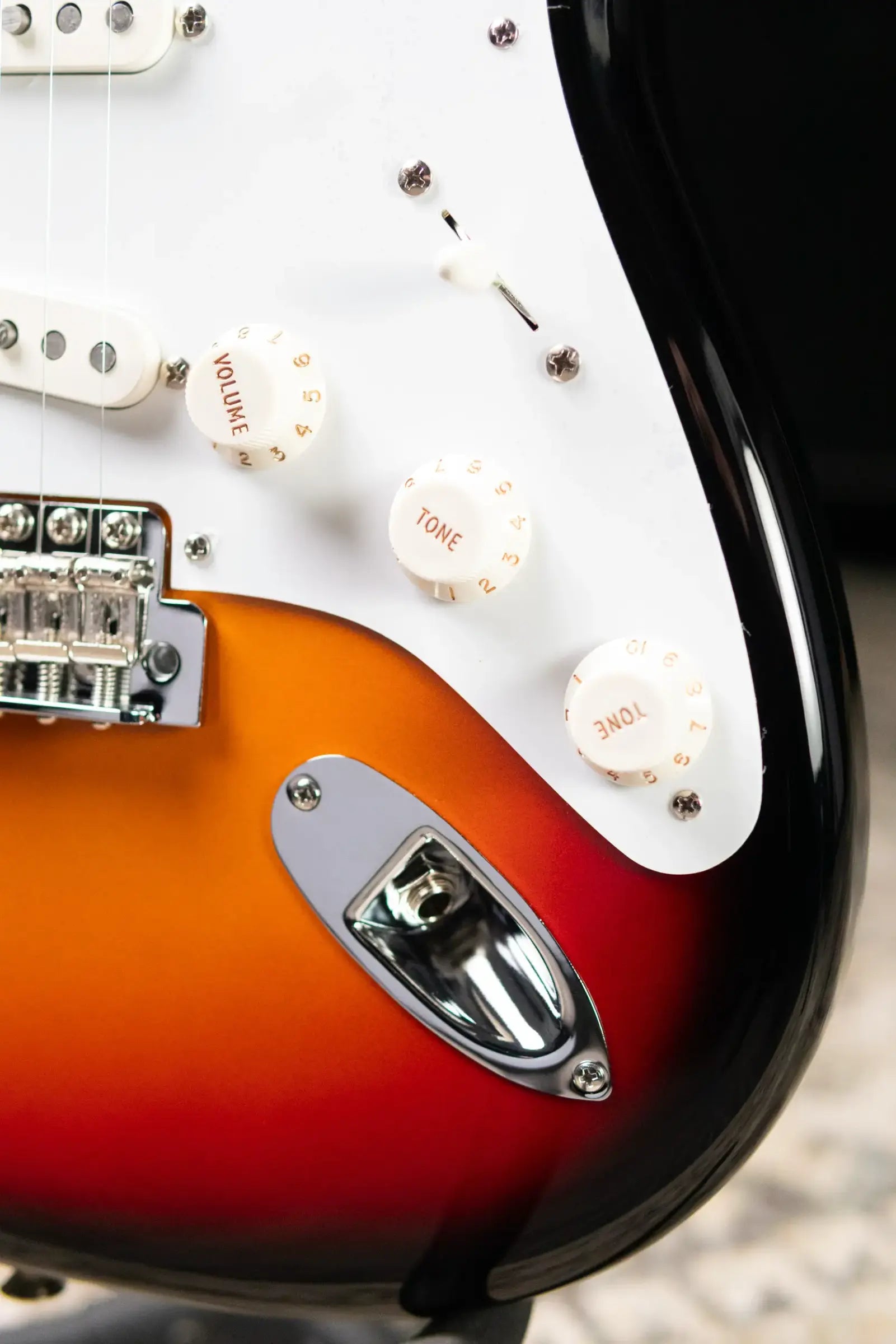 Fender Vintera III Late '50s Stratocaster Electric Guitar - 3-Color Sunburst with Gig Bag