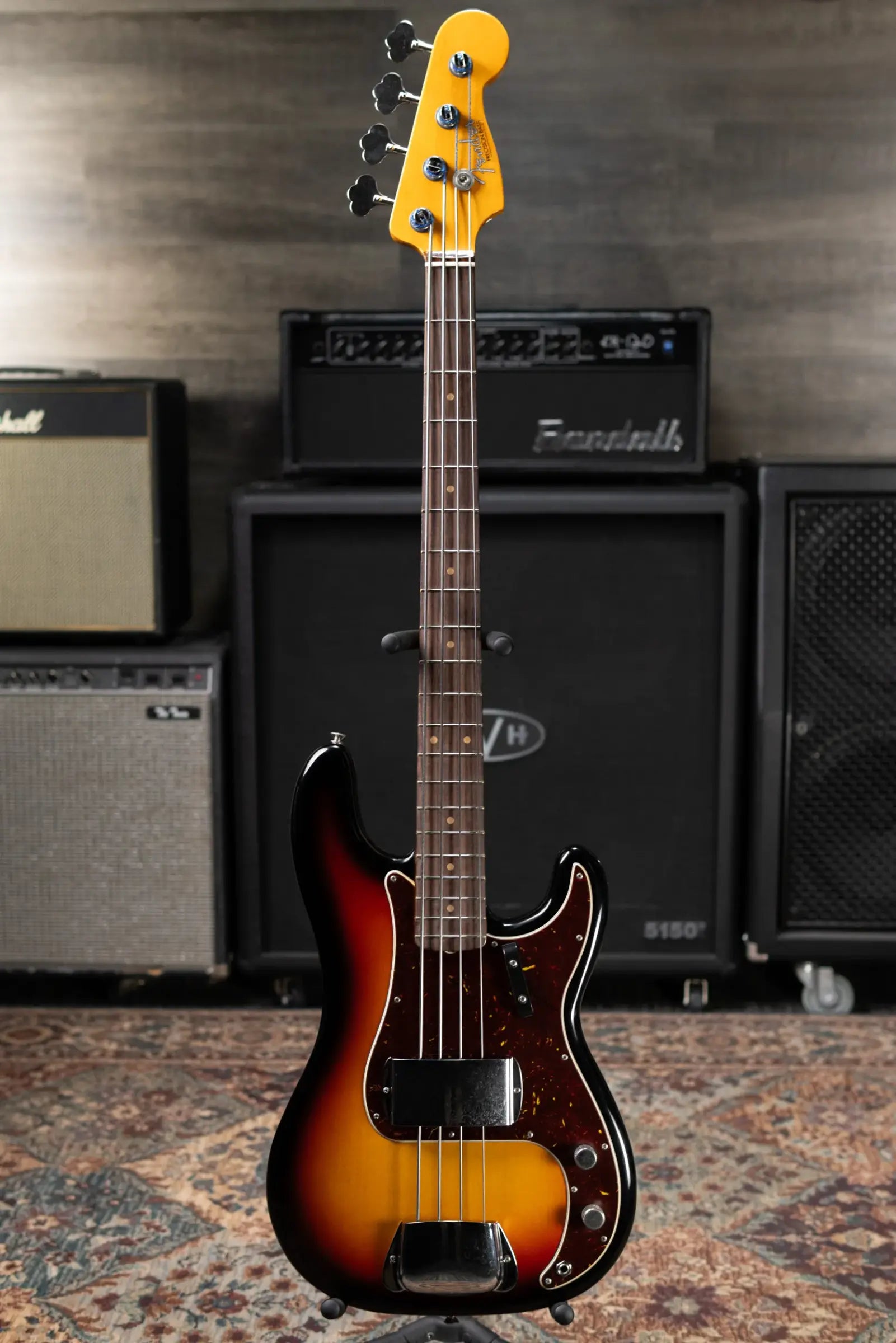 Fender James Jamerson 1962 Precision Bass - 3-Tone Sunburst with Hardshell Case