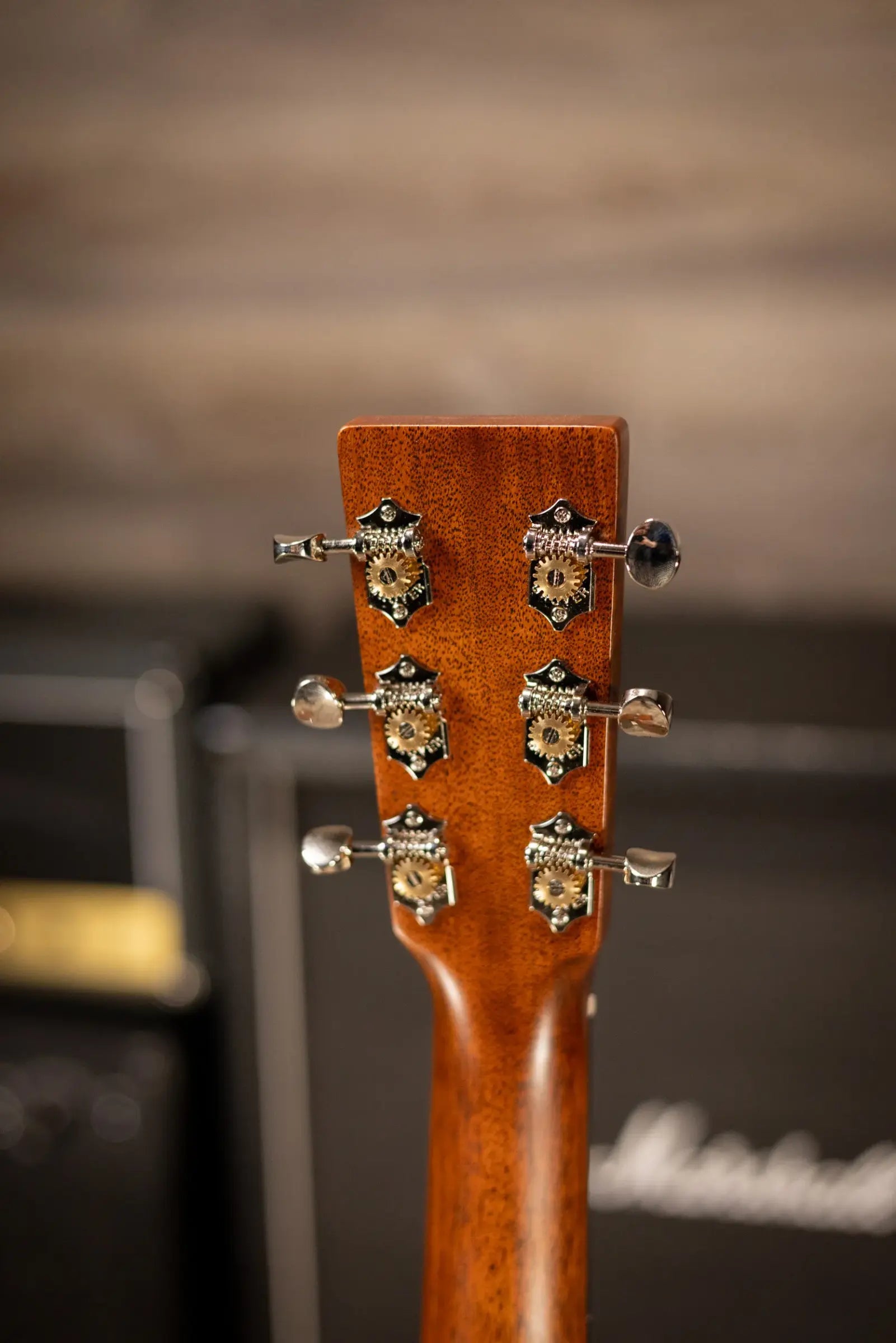 Martin 00-18 Joe Bonamassa Signature Acoustic Guitar - Burst with Hardshell Case