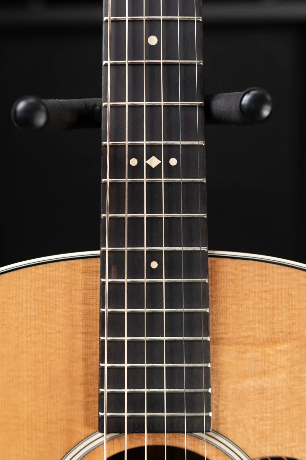 Taylor Gold Label 714e Super Auditorium Acoustic/Electric Guitar with Hardshell Case
