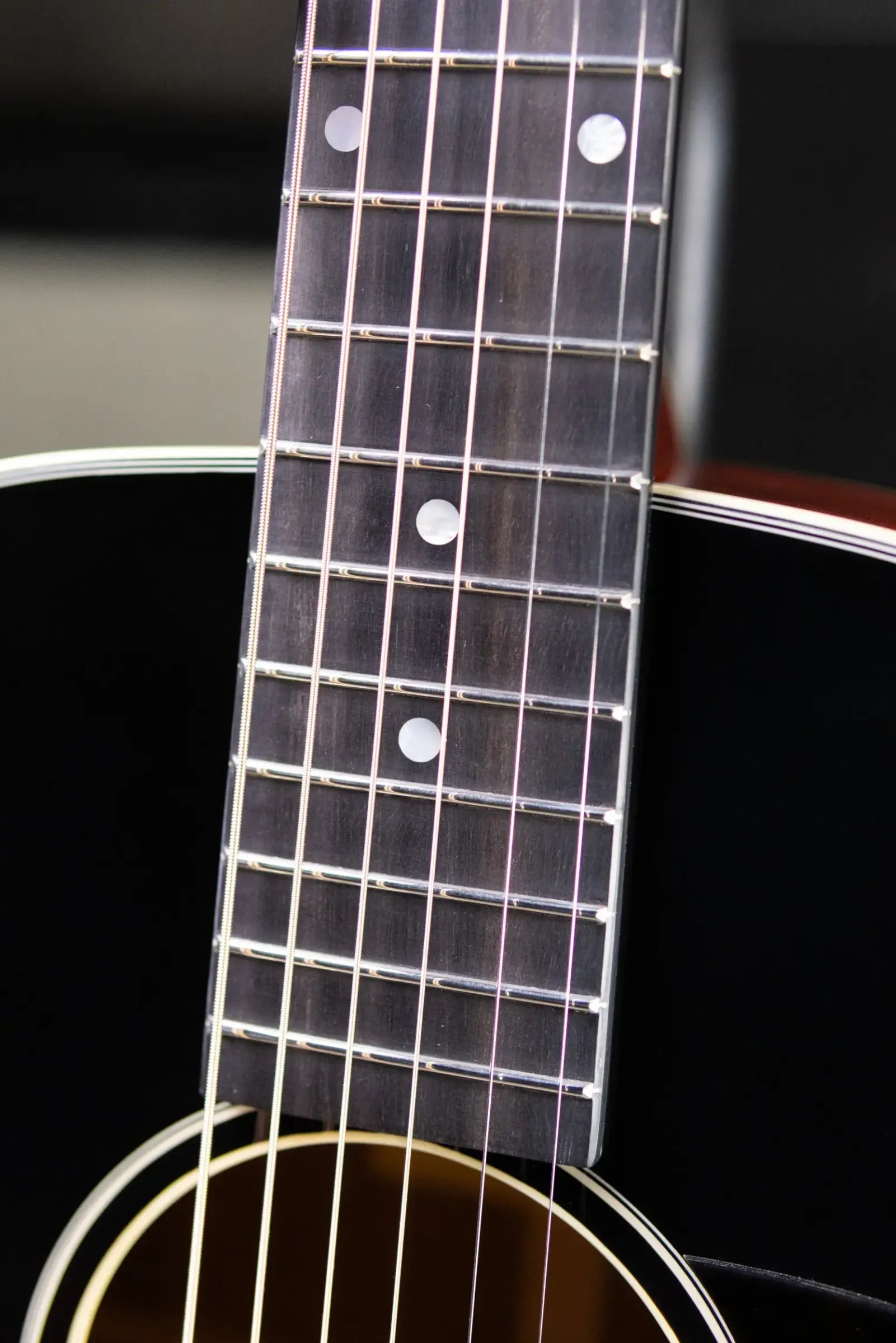 Eastman E10SS-TC Thermo-Cured Dreadnought Acoustic Guitar - Sunburst with Hardshell Case