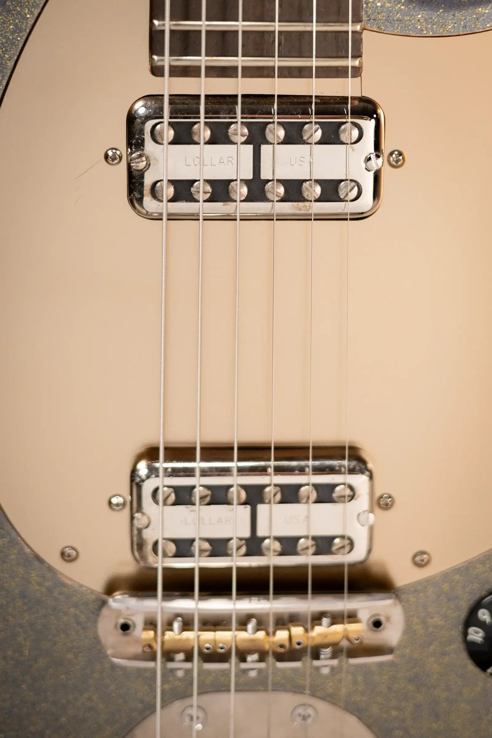 Eastman Kauffmann Series Offset Deluxe - Made in Holland - Light Relic Electric Guitar - Charcoal Sparkle with Structured Gig Bag