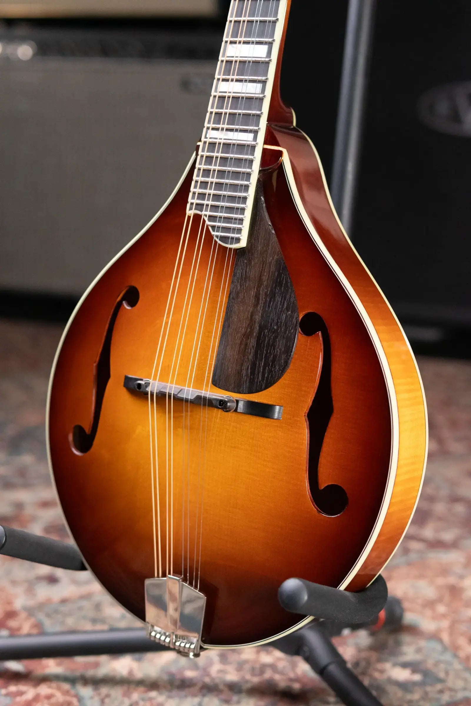 Eastman MD605-GB A-Style Acoustic/Electric Mandolin - Goldburst with Hardshell Case