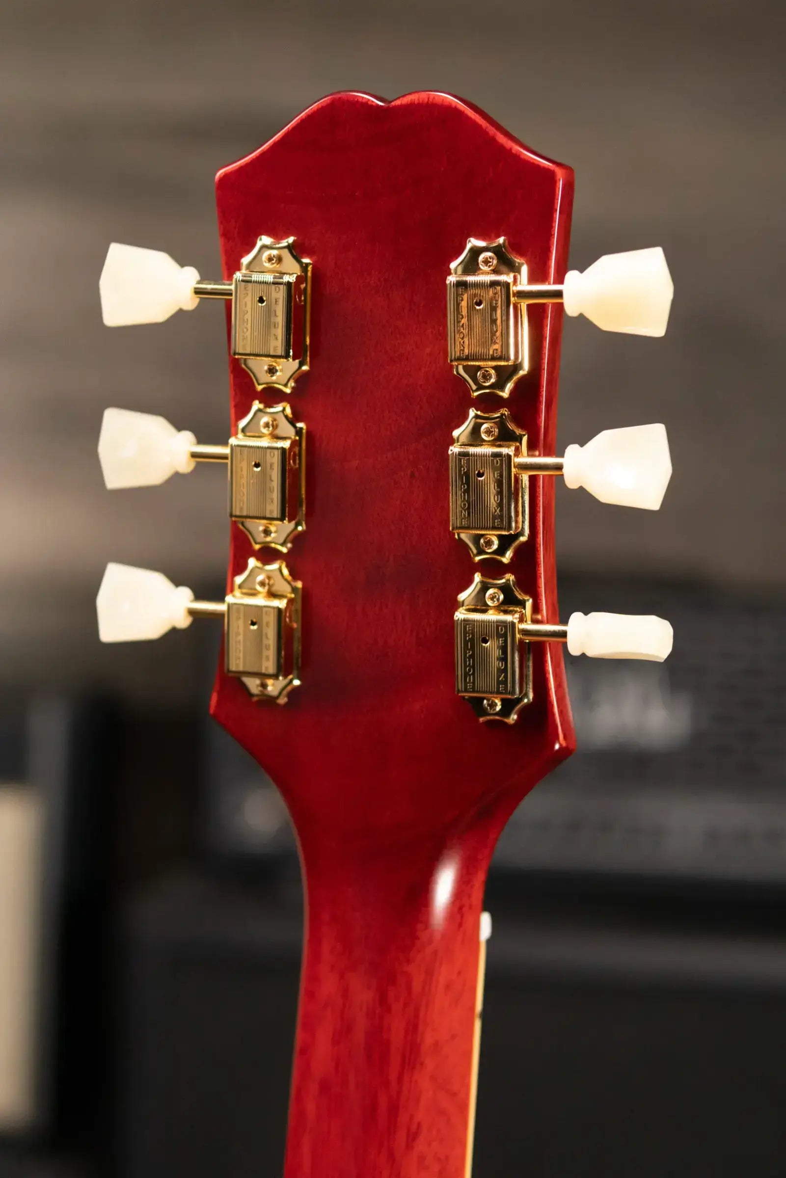 Epiphone Hummingbird Standard Acoustic/Electric Guitar - Cherry Sunburst