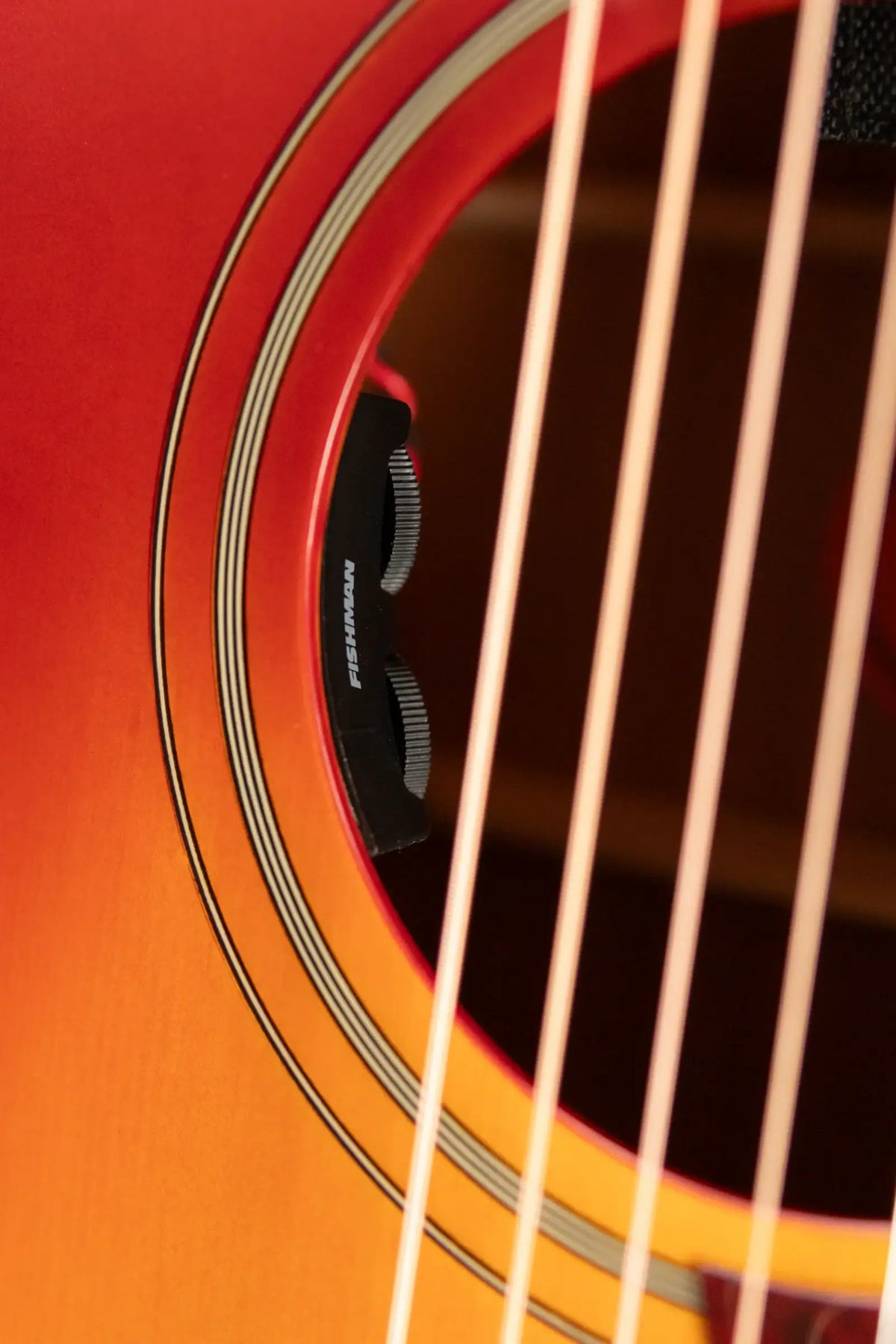 Epiphone Hummingbird Standard Acoustic/Electric Guitar - Cherry Sunburst with Gig Bag