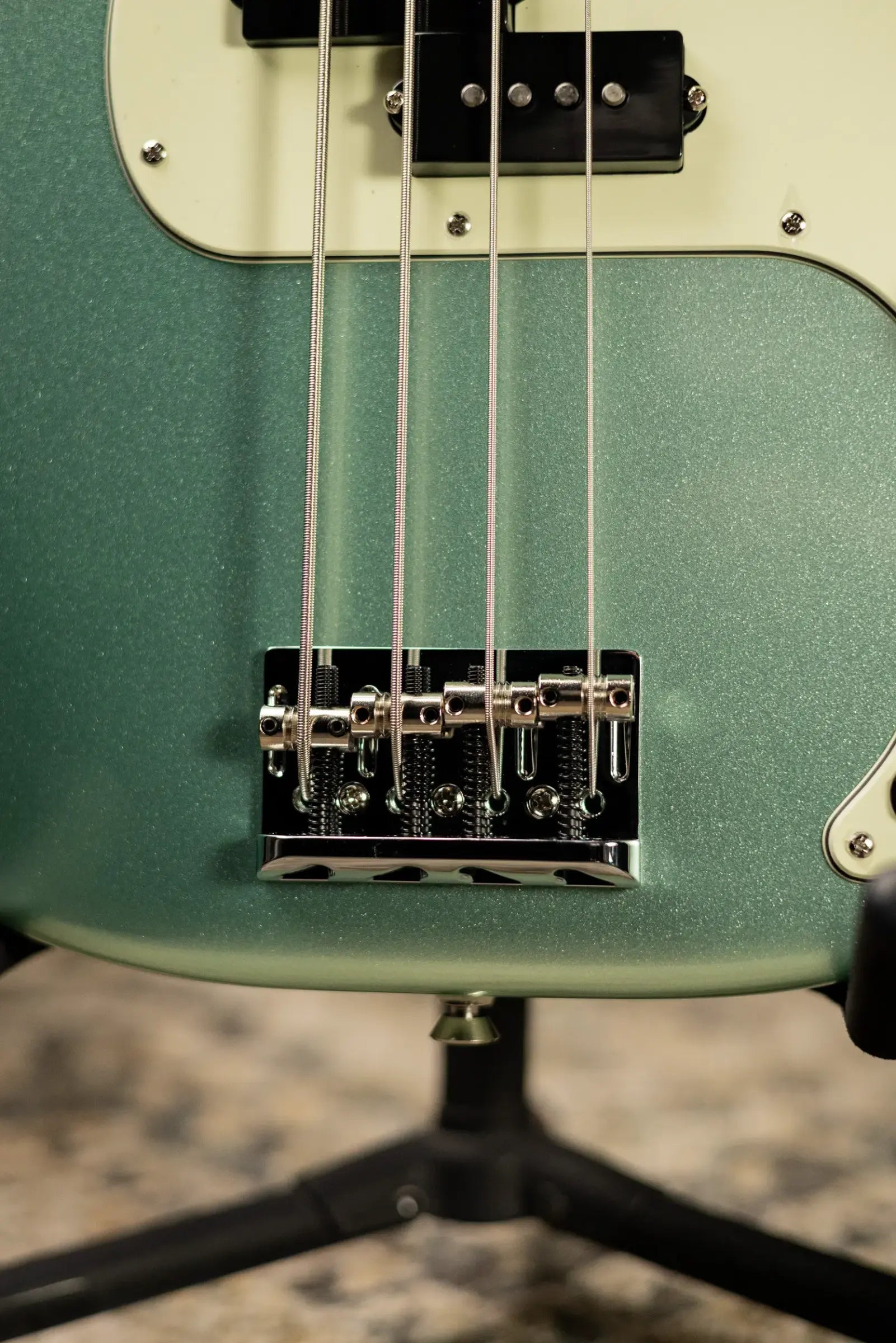 Fender American Professional II Precision Bass - Mystic Surf Green with Hardshell Case