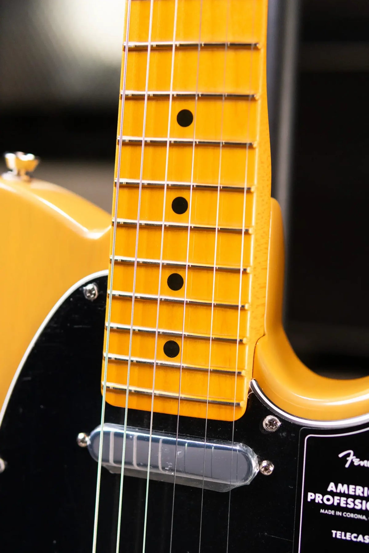 Fender American Professional II Telecaster Electric Guitar - Butterscotch Blonde with Hardshell Case - Demo
