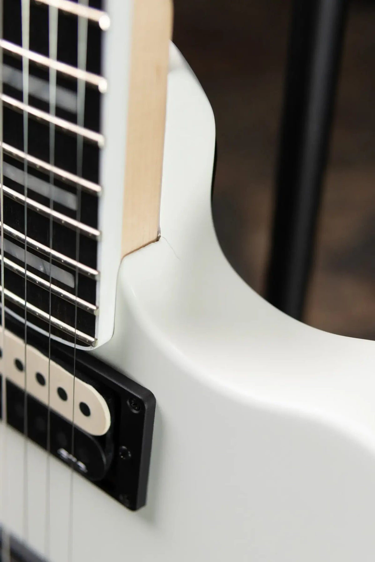 Fender Jazzmaster Jim Root Electric Guitar - Arctic White with Hardcase