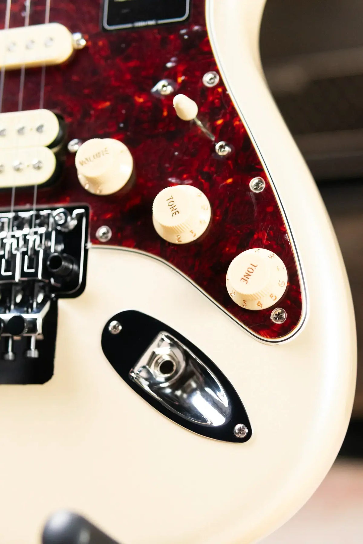 Fender Player II Modified Stratocaster HSS Floyd Rose Electric Guitar - Olympic Pearl with Gig Bag - Demo