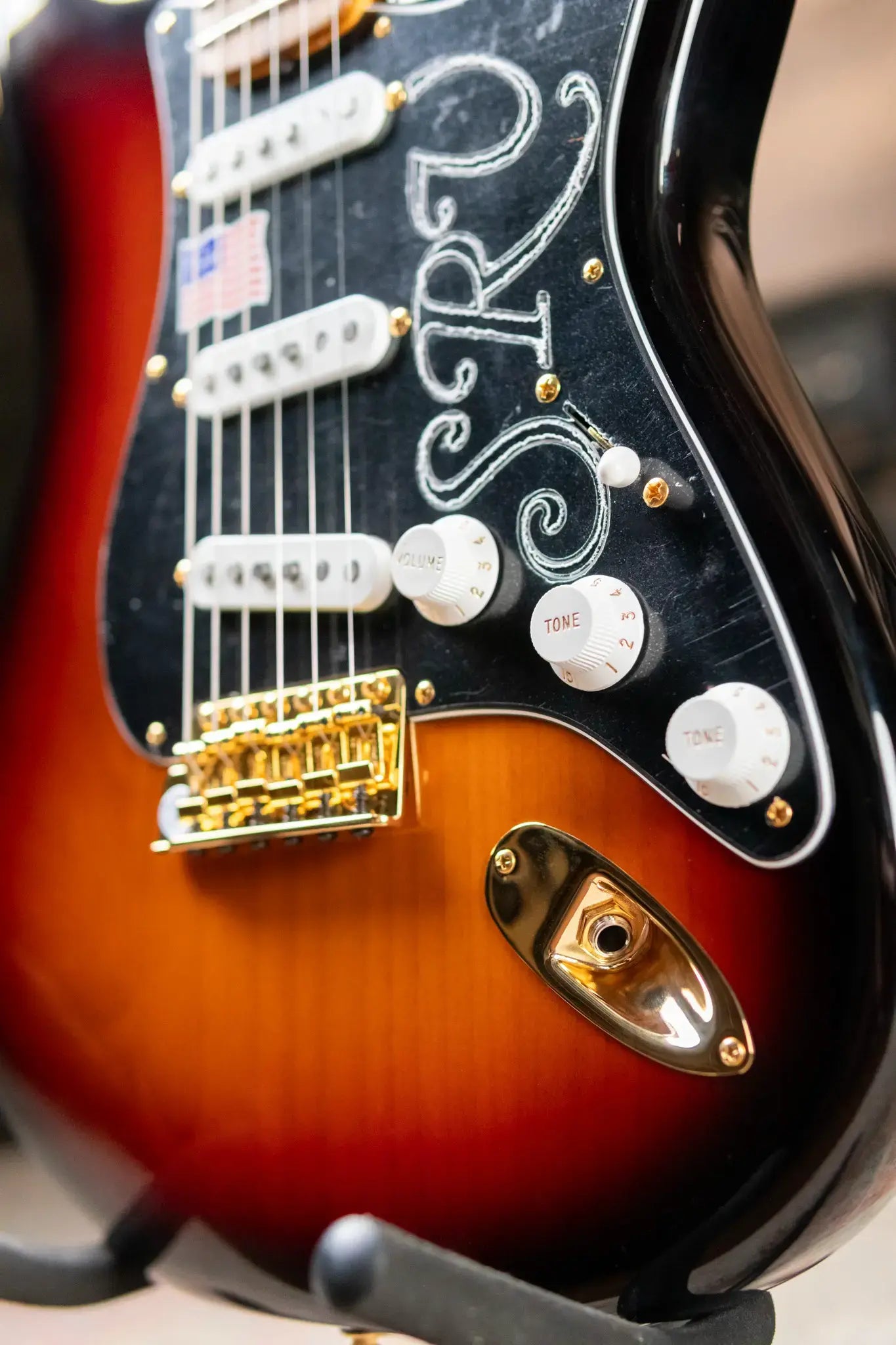 Fender Stevie Ray Vaughan Stratocaster with Hardshell Case - Demo
