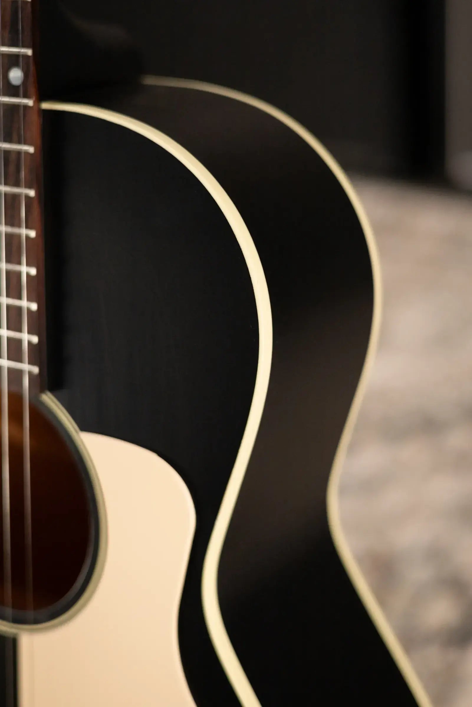 Gibson Century Collection L-00 12-Fret Acoustic Guitar - Ebony with Hardshell Case