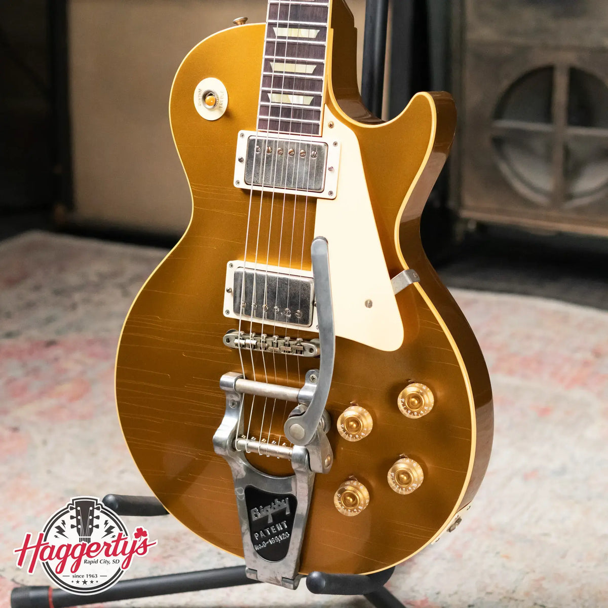 Gibson Custom Shop 1957 Les Paul Standard Murphy Lab Ultra Light Aged Electric Guitar with Bigsby - All Double Gold with Hardshell Case - Demo