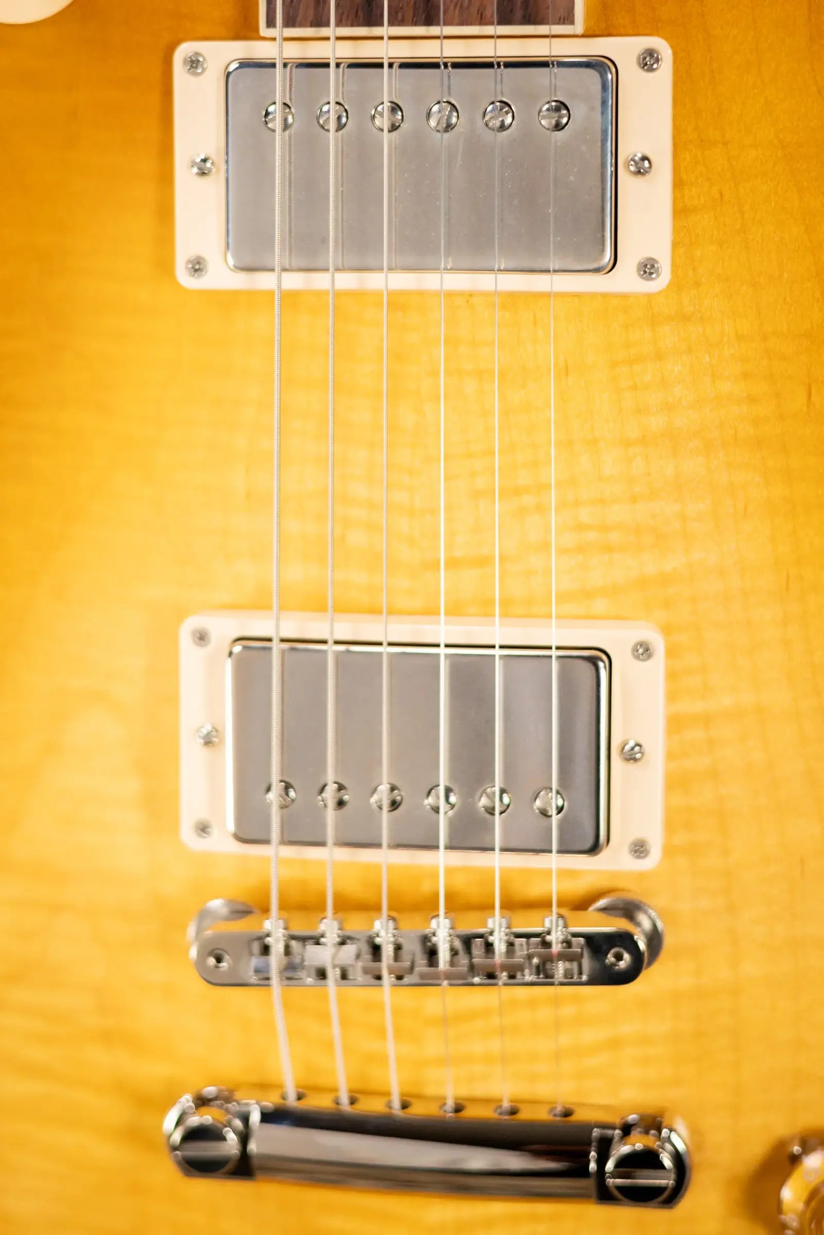 Gibson Les Paul Standard '50s Faded Electric Guitar - Vintage Honey Burst with Hardshell Case