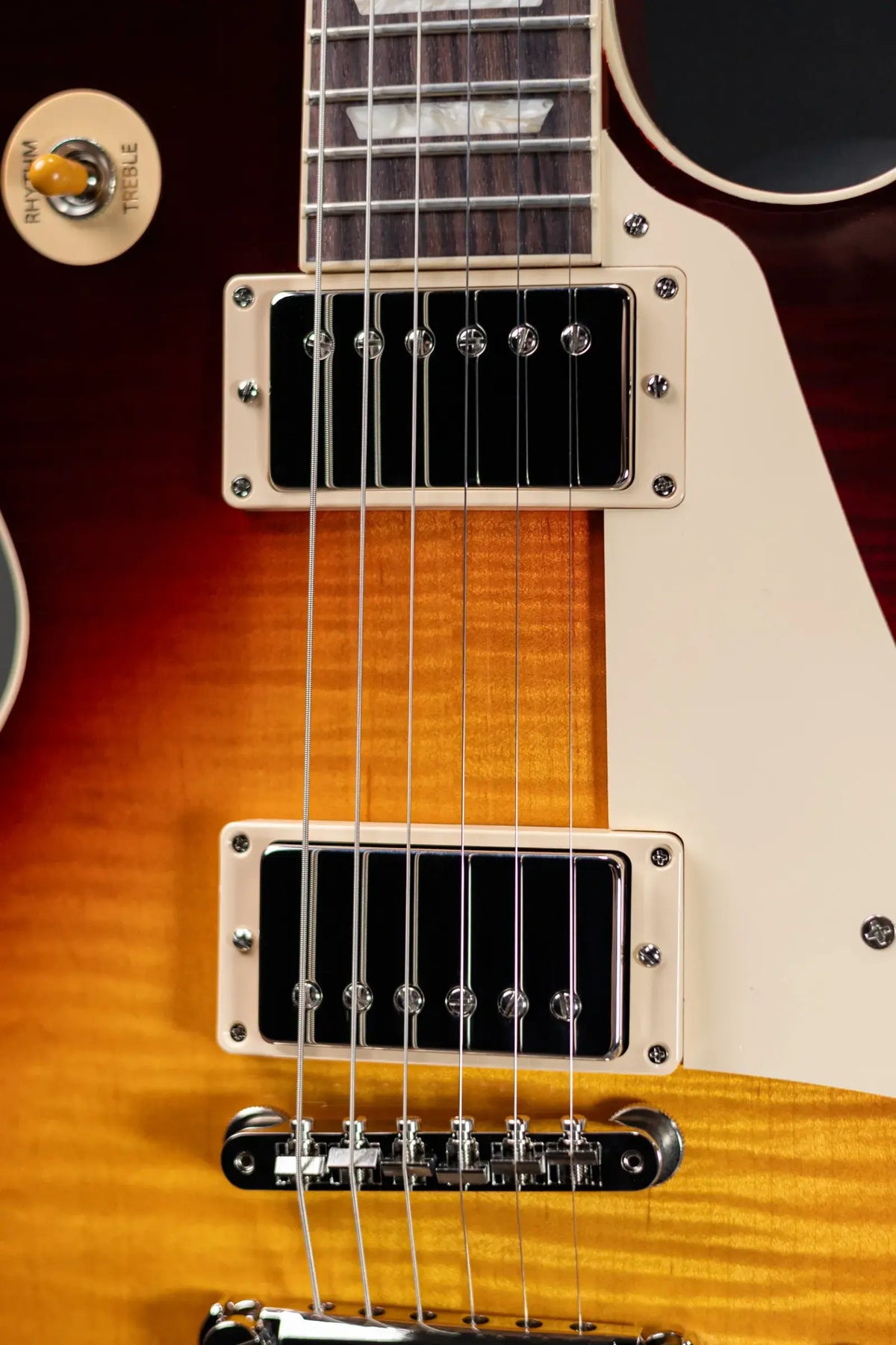 Gibson Les Paul Standard '60s Electric Guitar - Bourbon Burst with Hardshell Case