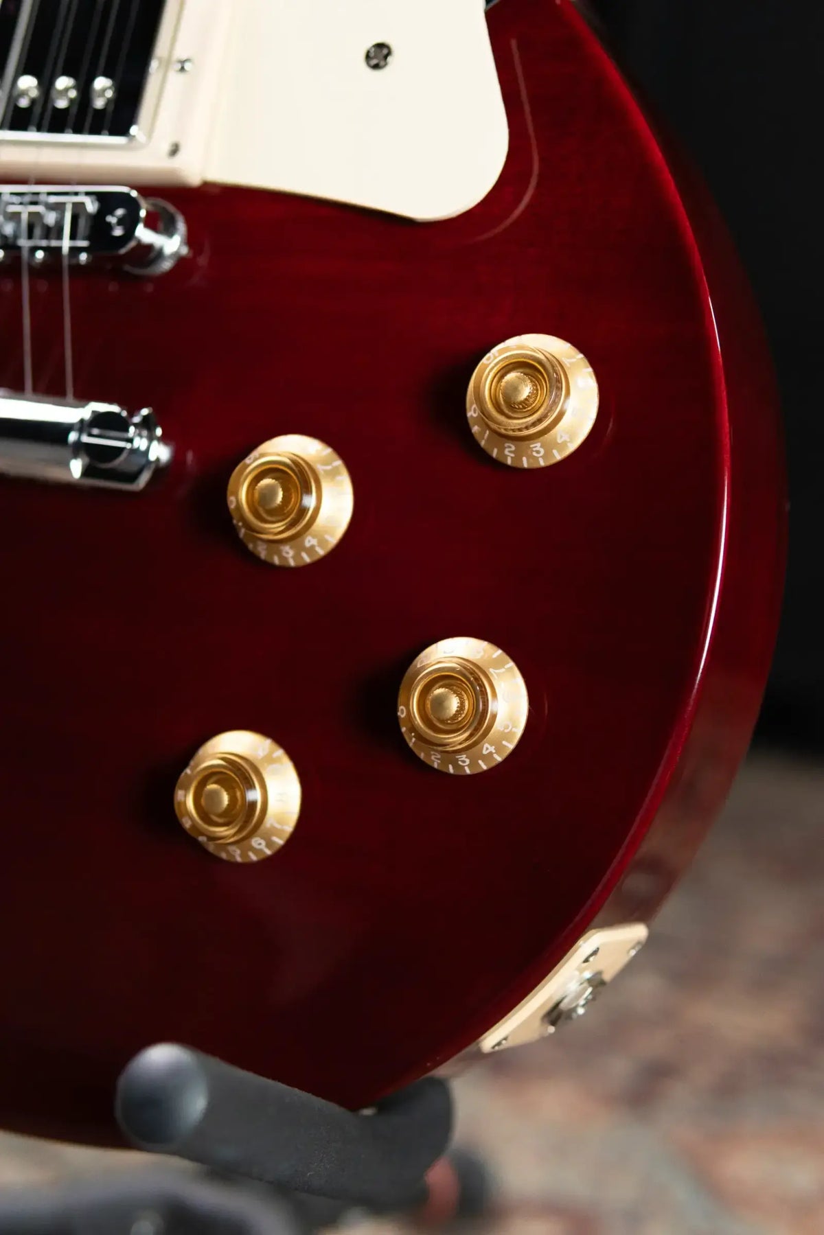 Gibson Les Paul Studio Session Electric Guitar - Cherry with Softshell Gig Bag