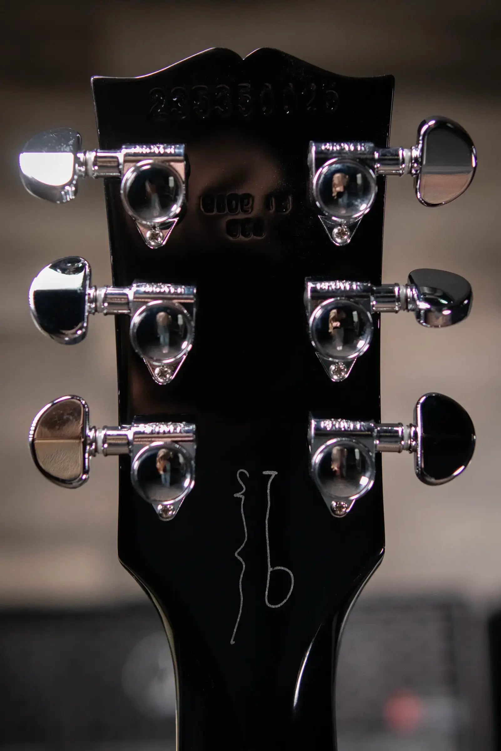 Gibson Noel Gallagher Signature Les Paul Standard Electric Guitar - Ebony with Hardshell Case