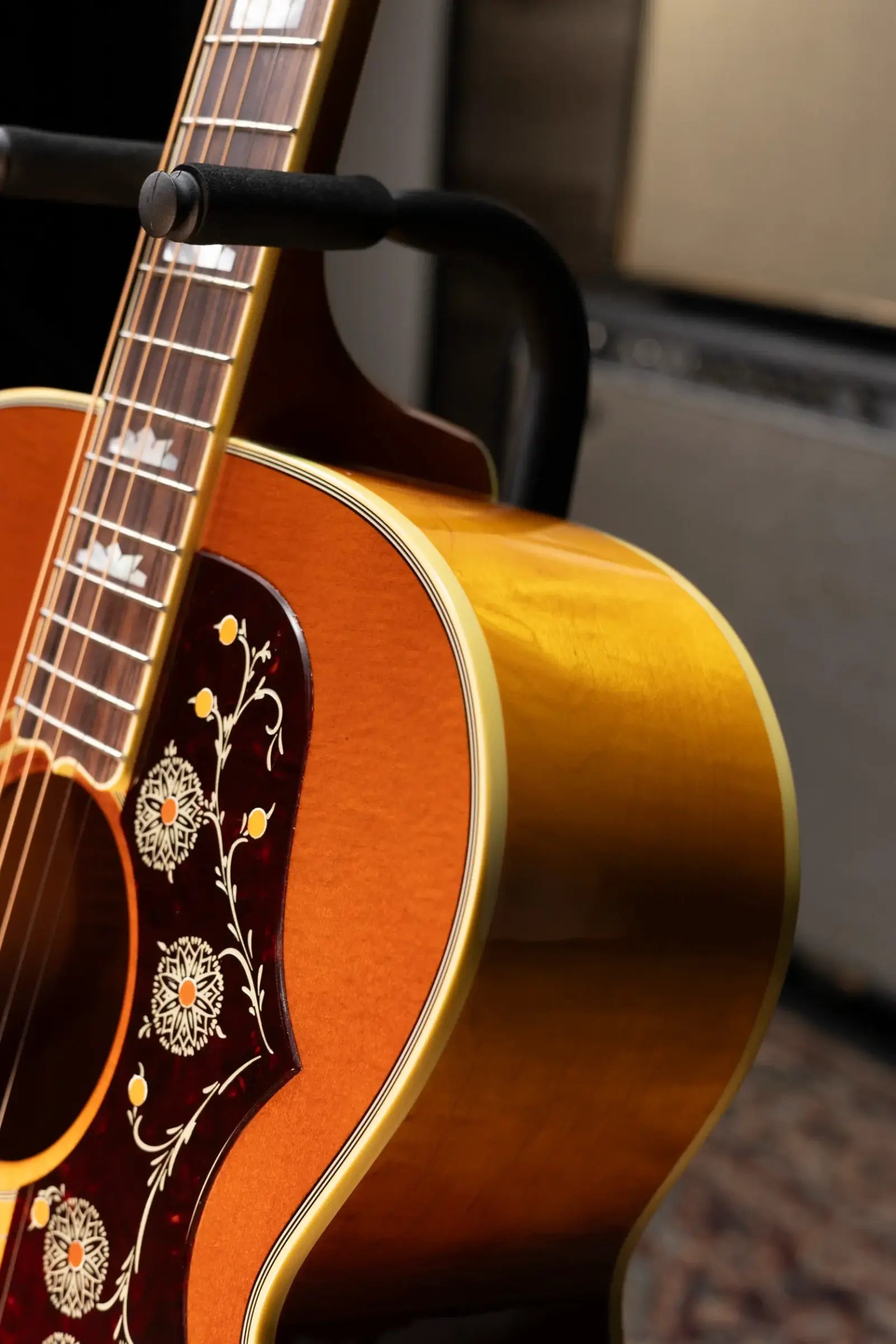 Gibson SJ-200 60s Original Jumbo Acoustic/Electric Guitar - Heritage Cherry Sunburst with Hardshell Case