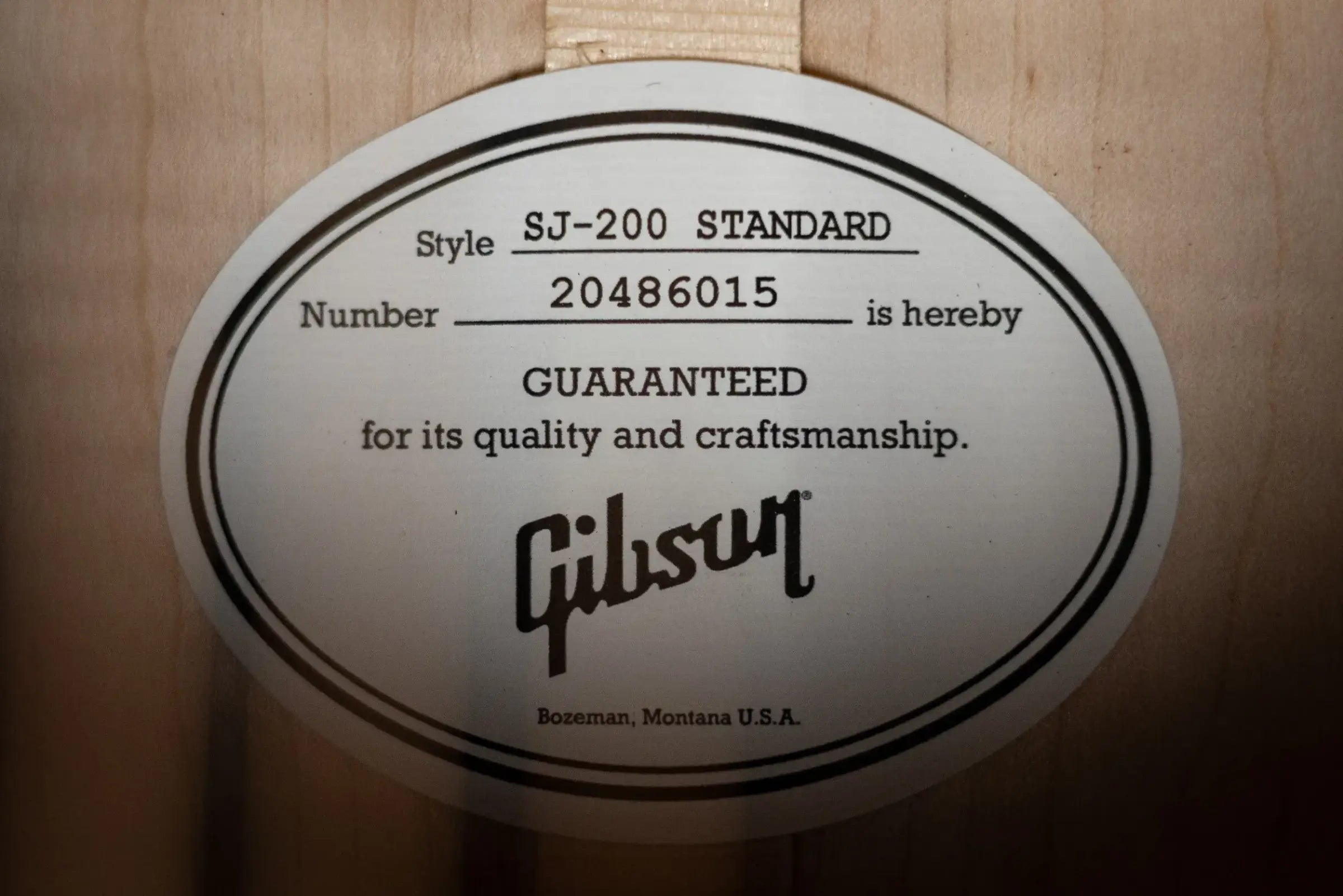 Gibson SJ-200 Standard Acoustic/Electric Guitar - Classic White with Hardshell Case