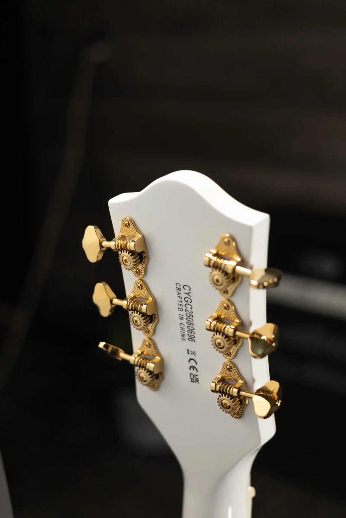 Gretsch G5422TG Electromatic Classic Hollow Body with Bigsby Electric Guitar - Snowcrest White - Demo