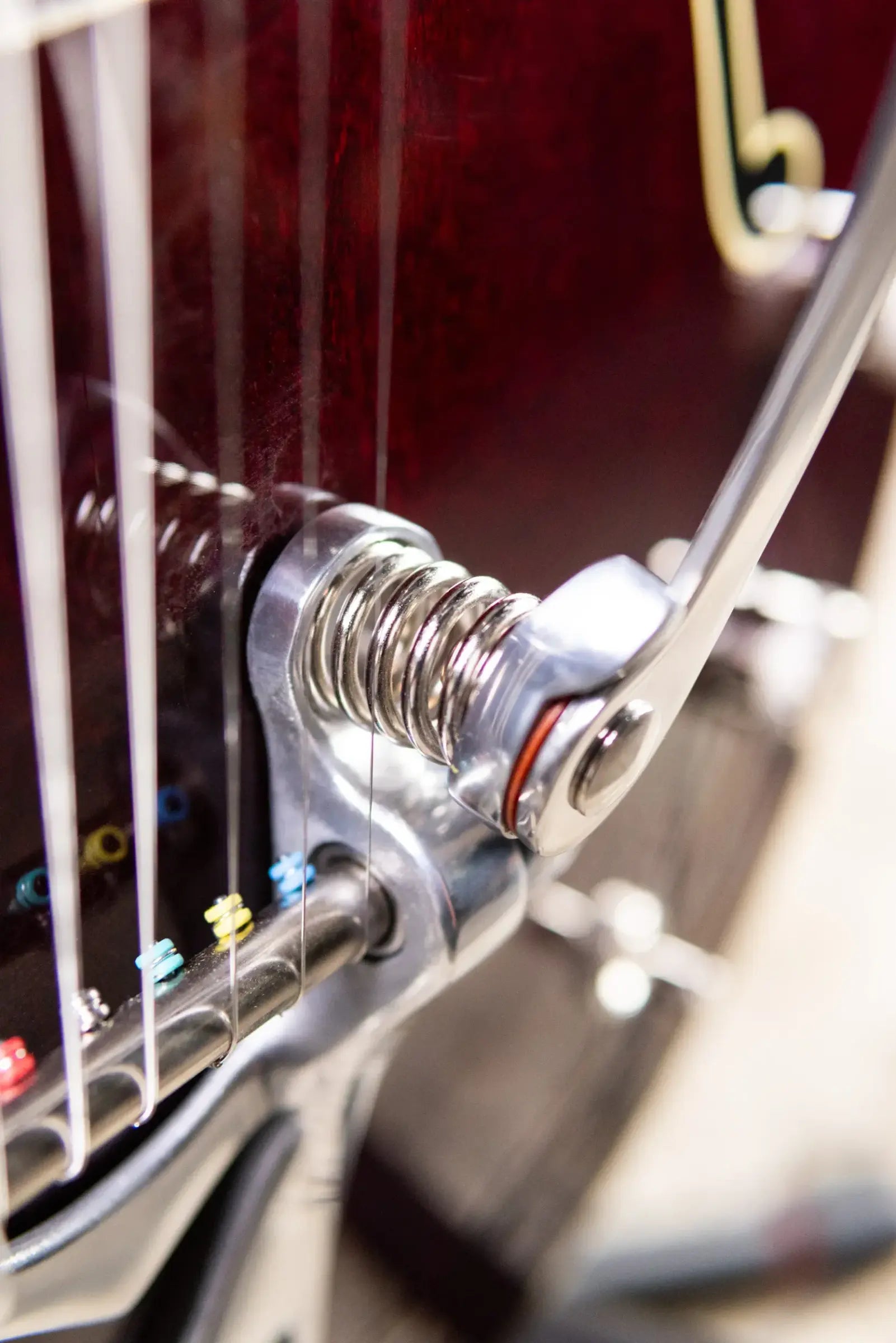 Gretsch G6119T-62 Vintage Select Edition '62 Tennessean Hollow Body with Bigsby Electric Guitar - Dark Cherry Stain with Hardshell Case