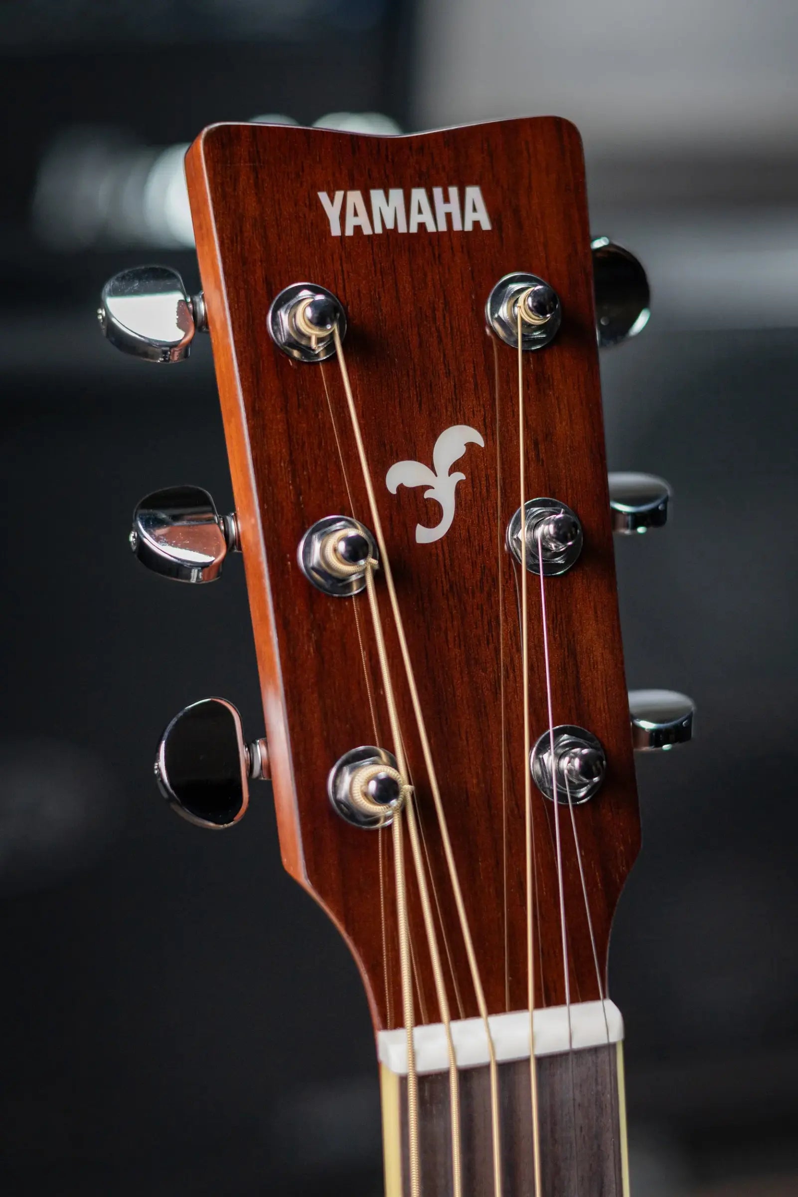 Yamaha FGC-TA Transacoustic Cutaway Acoustic/Electric Guitar - Brown Sunburst