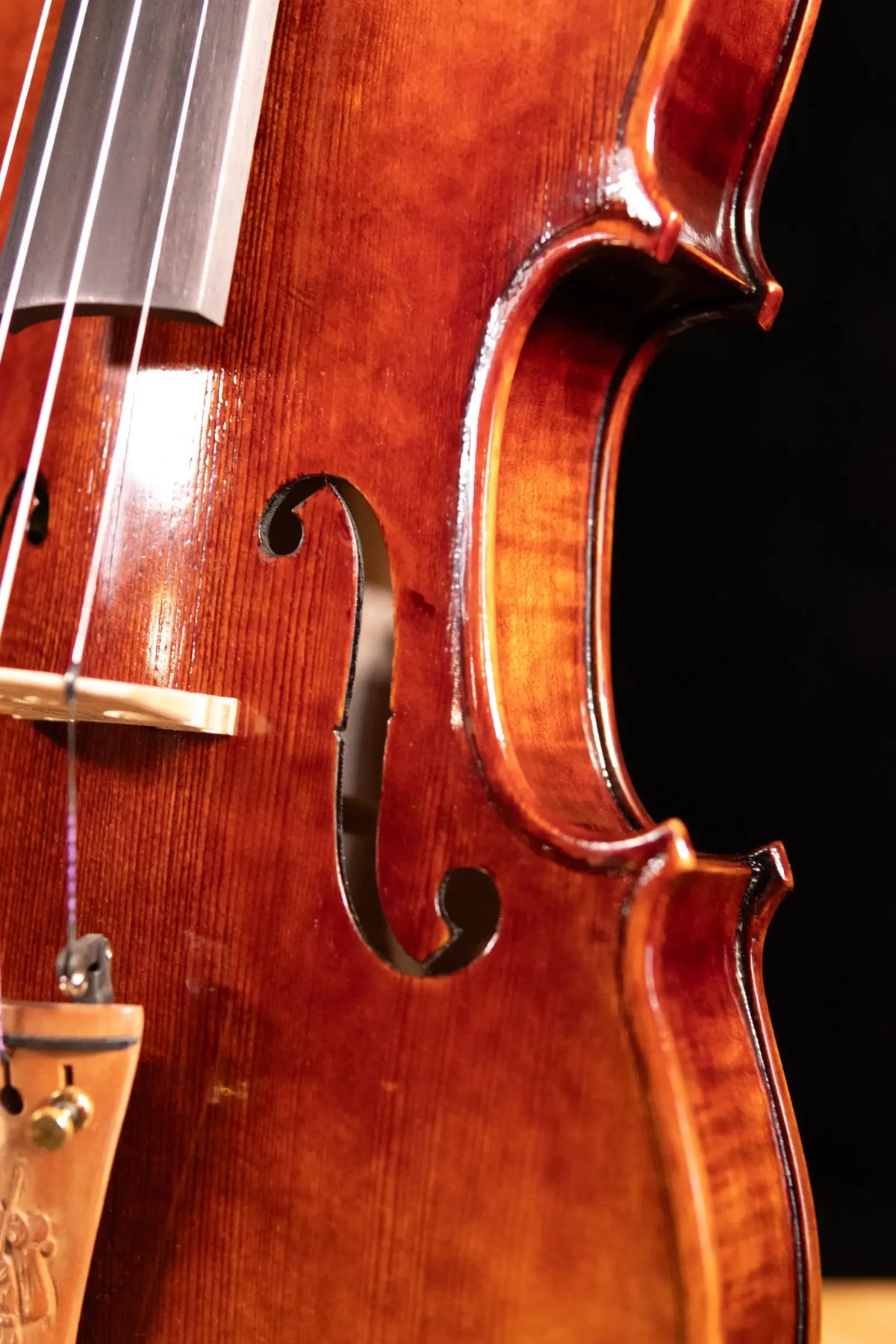 Maple Leaf Strings Craftsman Collection Chaconne Carved Fittings Violin - 4/4 Size