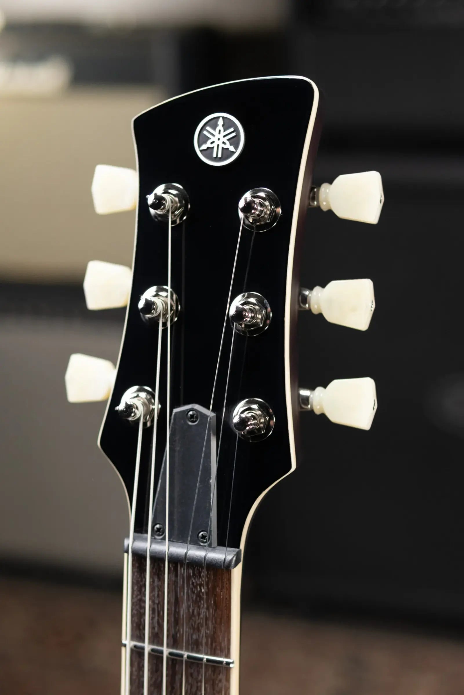 Yamaha RSS02T BL Revstar Standard Electric Guitar - Black with Gig Bag