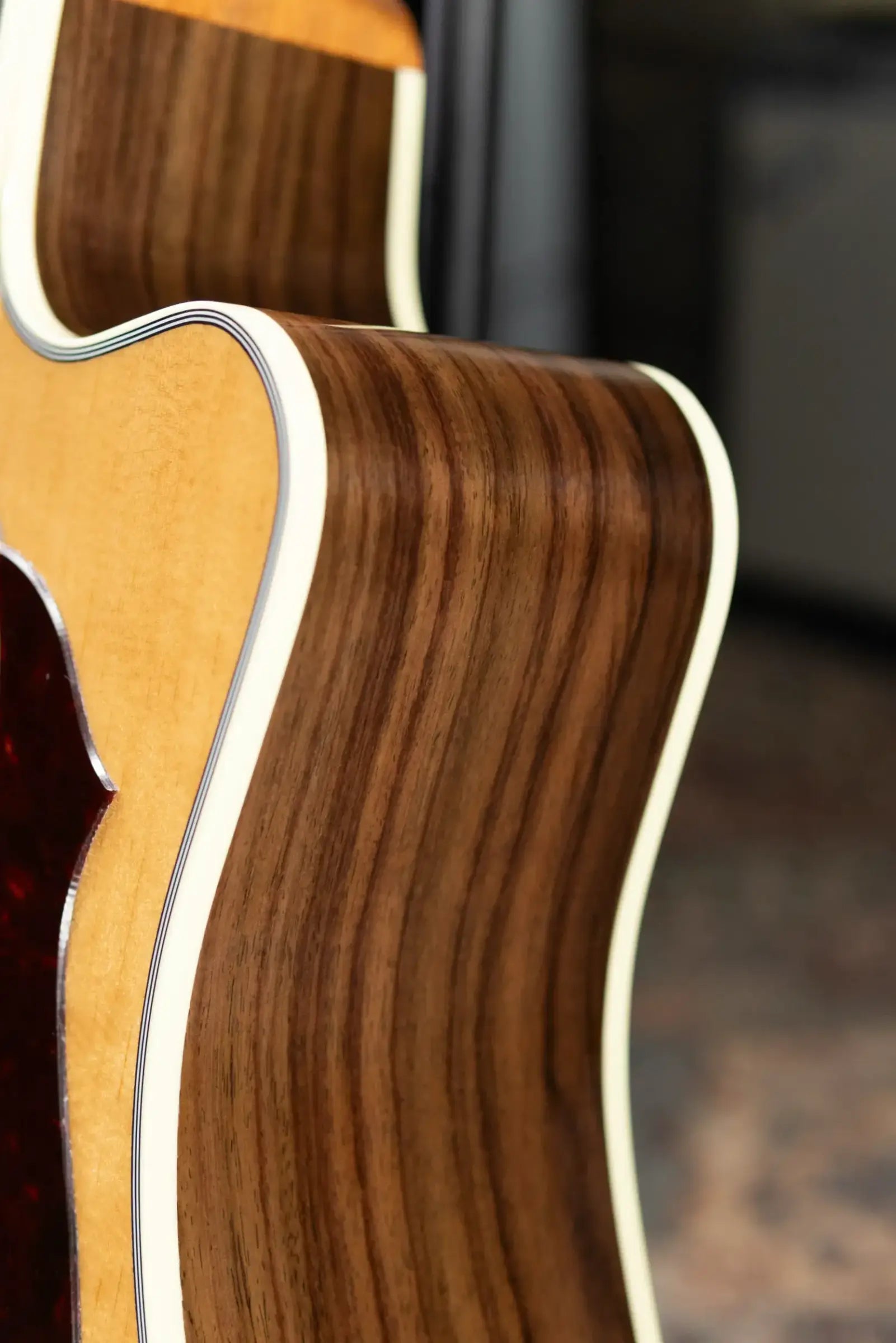 Gibson Songwriter Recording Artist EC Acoustic/Electric Guitar - Antique Natural with Hardshell Case