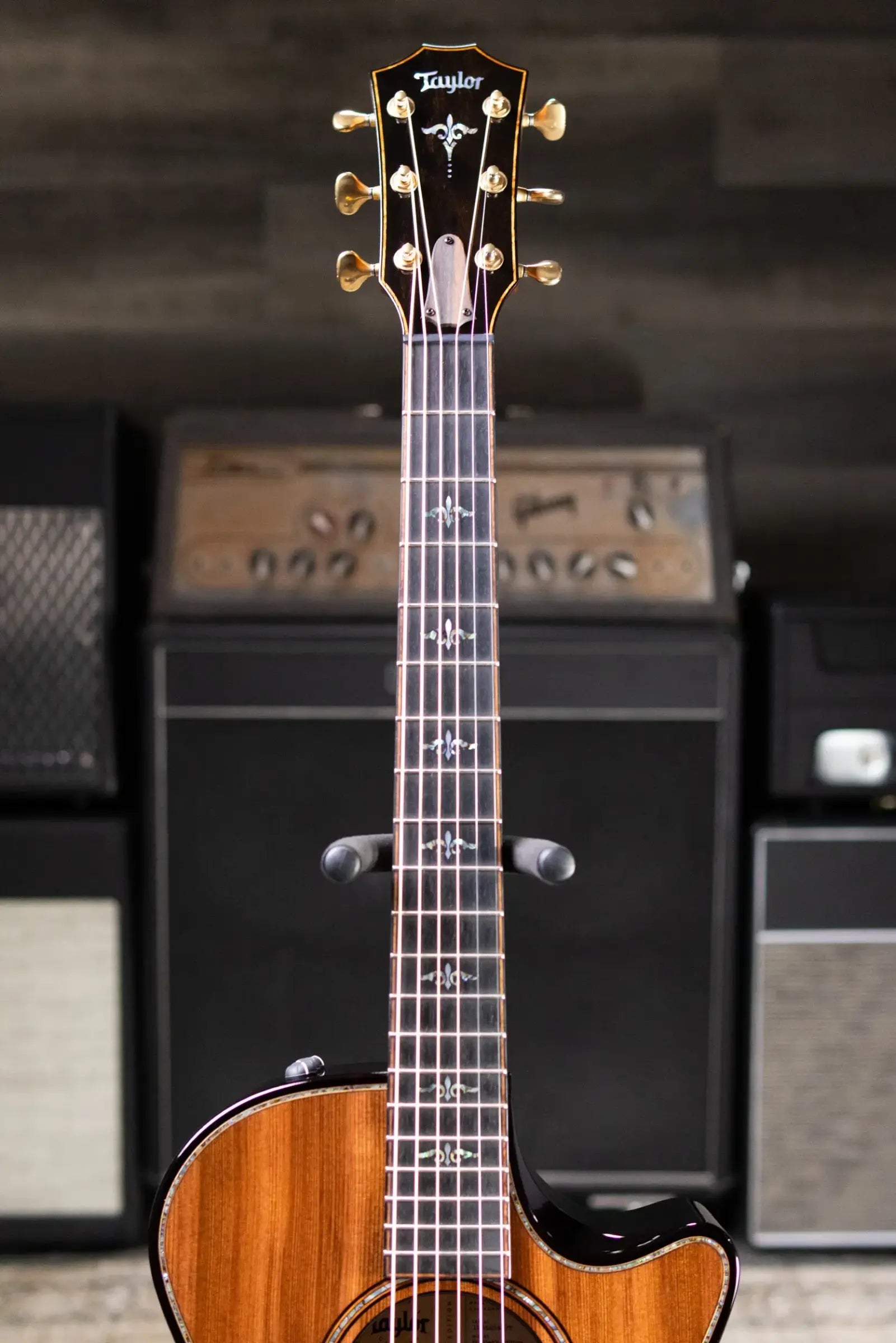 Taylor Builder's Edition 912ce Grand Concert Acoustic/Electric Guitar - Sinker Redwood/Honduran Rosewood with Hardshell Case