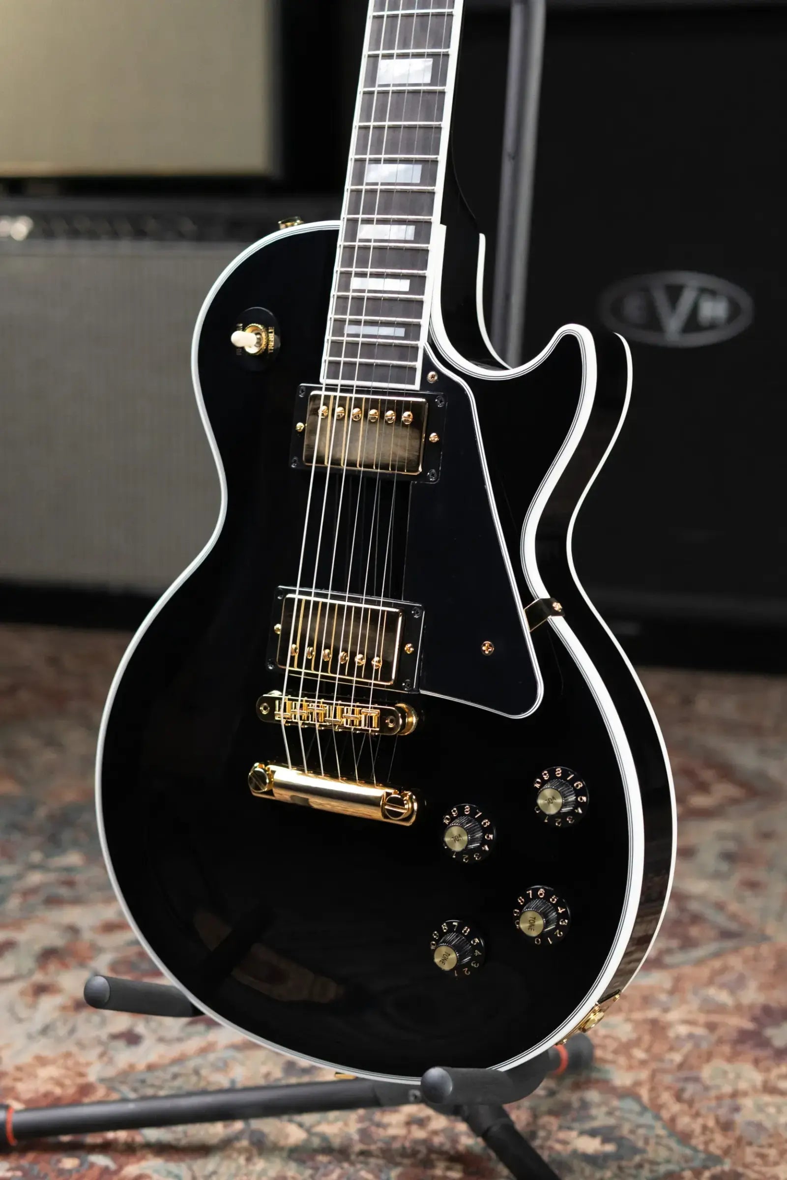 Gibson '70s Les Paul Custom Electric Guitar - Ebony with Hardshell Case