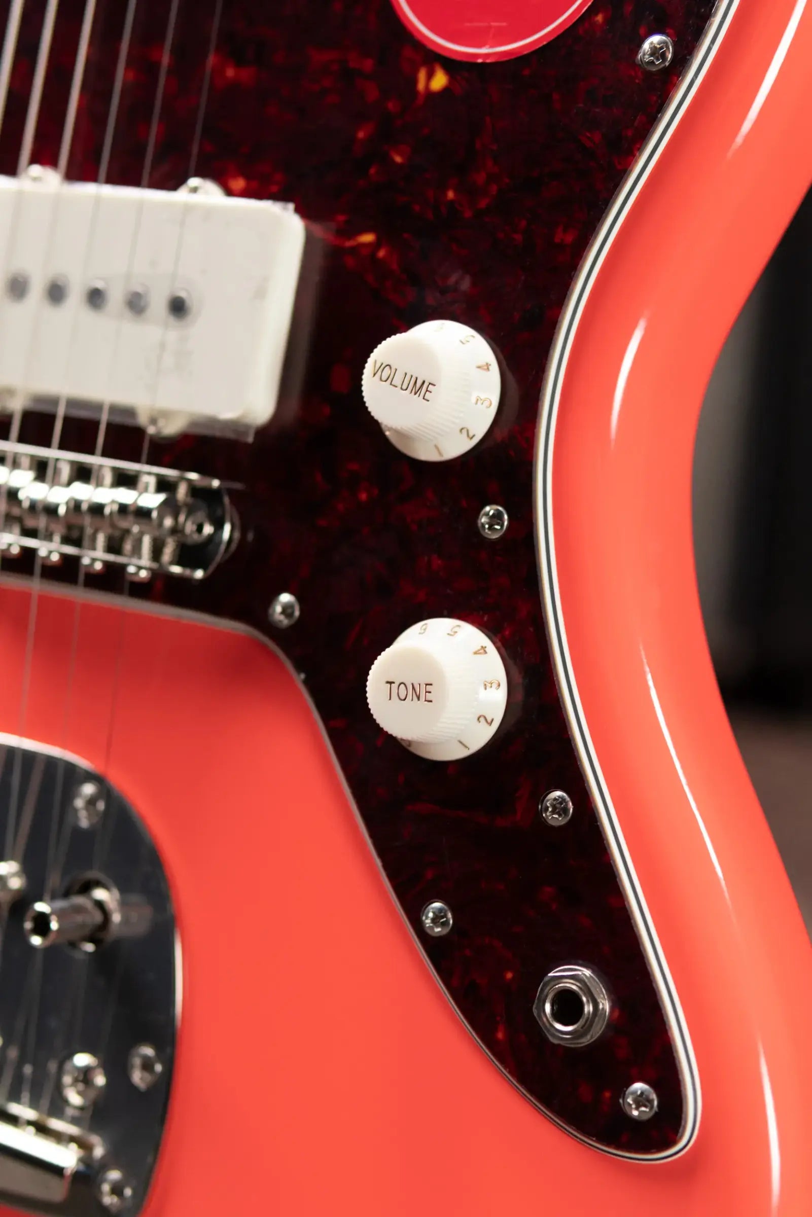 Squier Classic Vibe '60s Jazzmaster Electric Guitar - Tahitian Coral