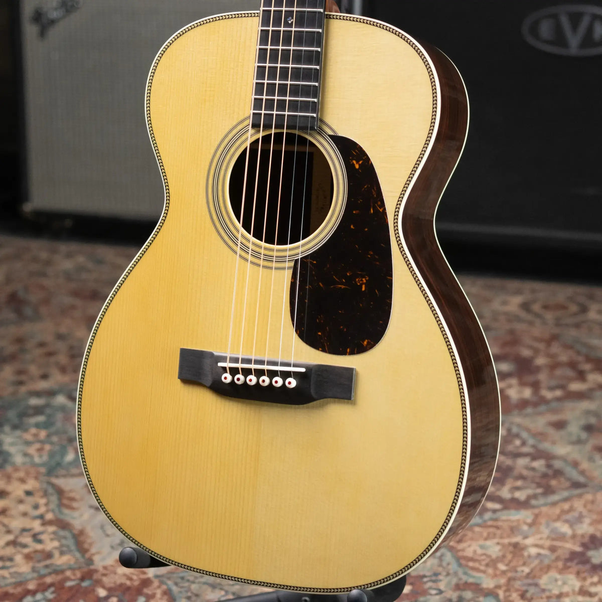 Martin Custom Shop 0-28 Limited Edition Acoustic Guitar with Hardshell Case