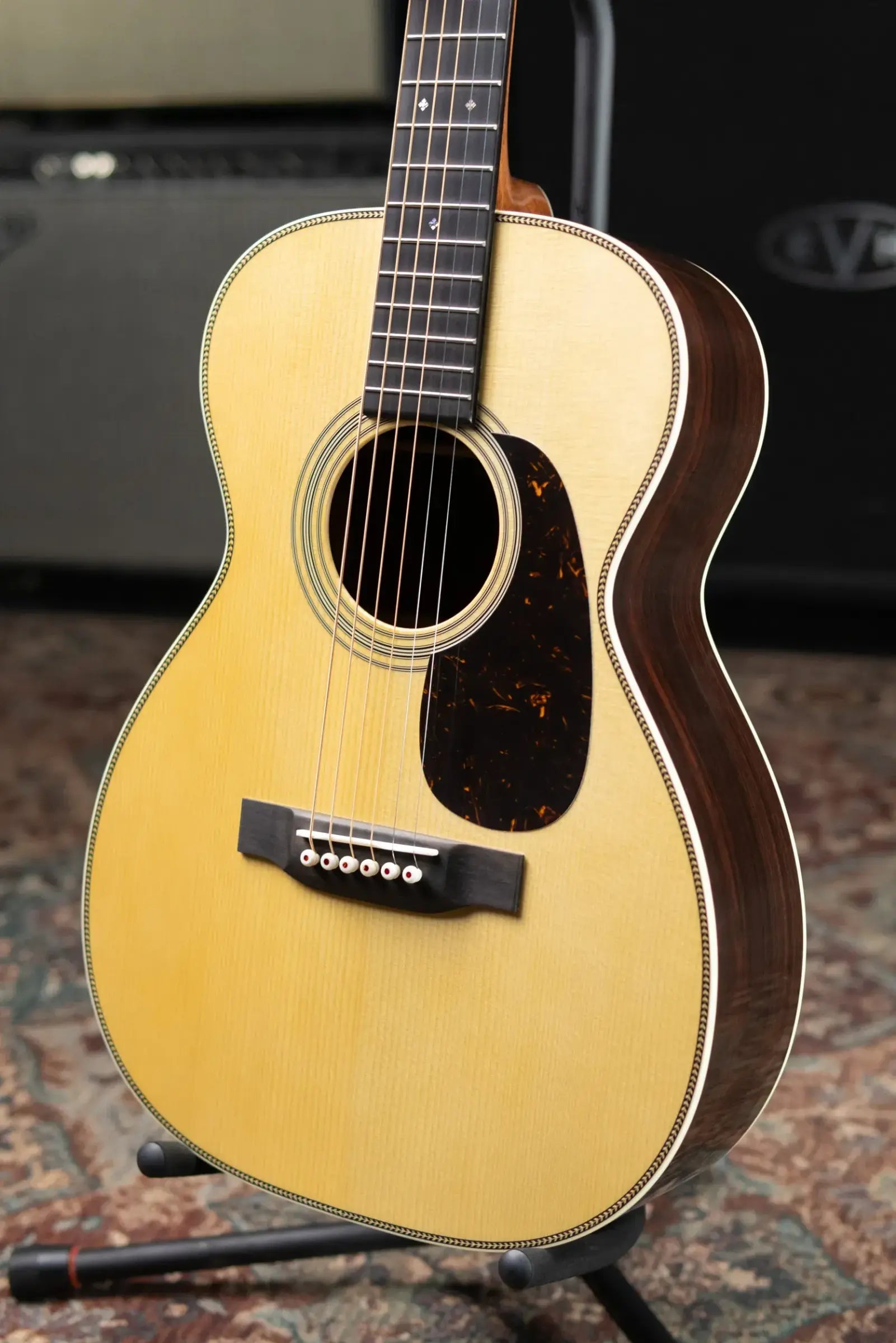 Martin Custom Shop 0-28 Limited Edition Acoustic Guitar with Hardshell Case