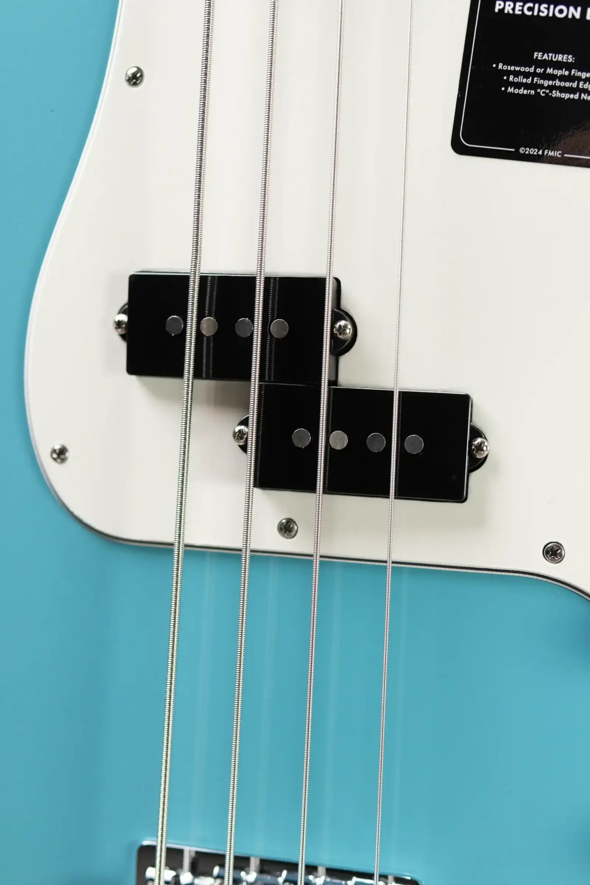 Fender Player II Precision Bass - Aquatone Blue