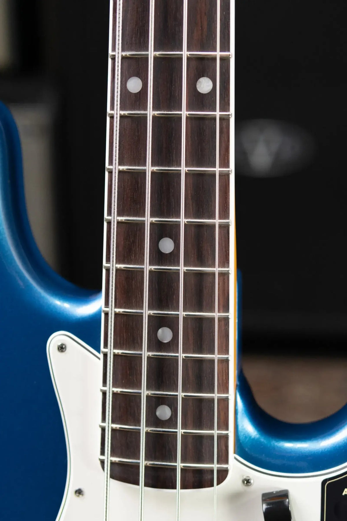 Fender American Vintage II 1966 Jazz Bass - Lake Placid Blue with Hardshell Case
