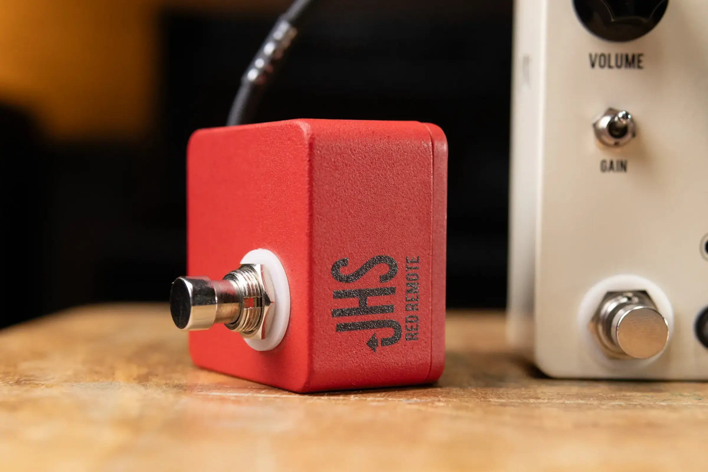 JHS Double Barrel v4 with Red Remote ( No Box ) - Used
