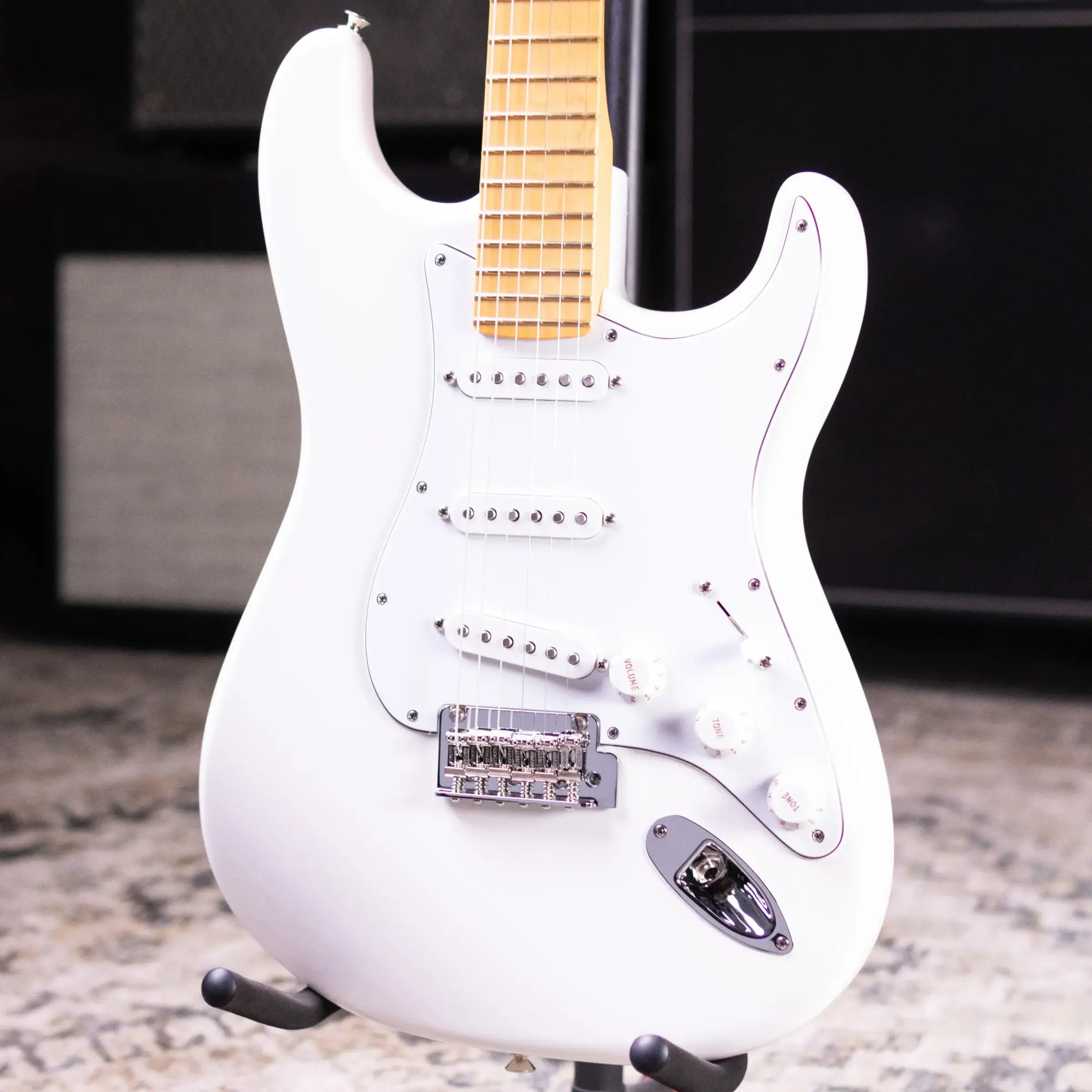 Fender Dealer Exclusive Player II Stratocaster Electric Guitar - Polar White with Matching Headstock