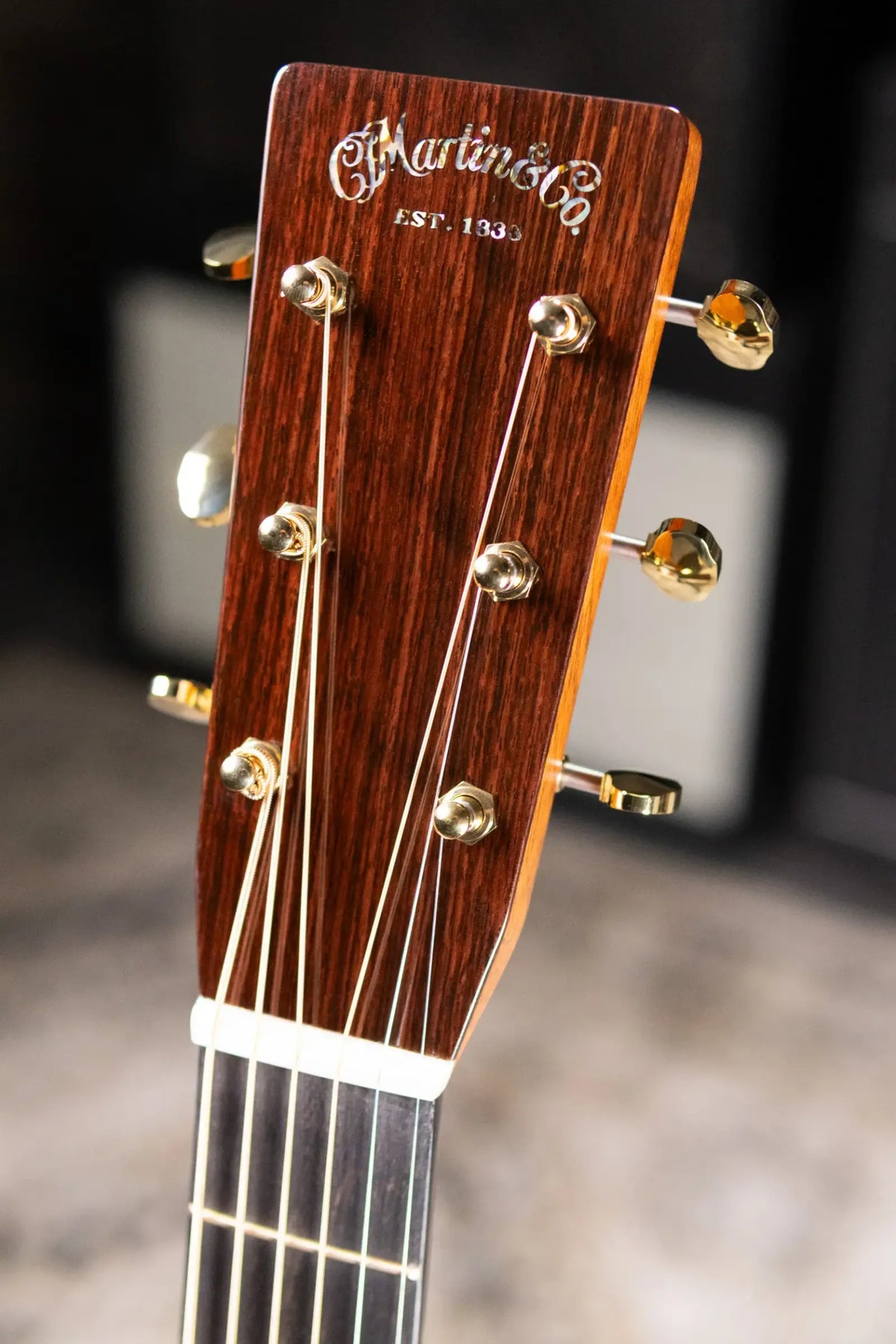 Martin 00-28 Modern Deluxe Acoustic Guitar with Hardshell Case