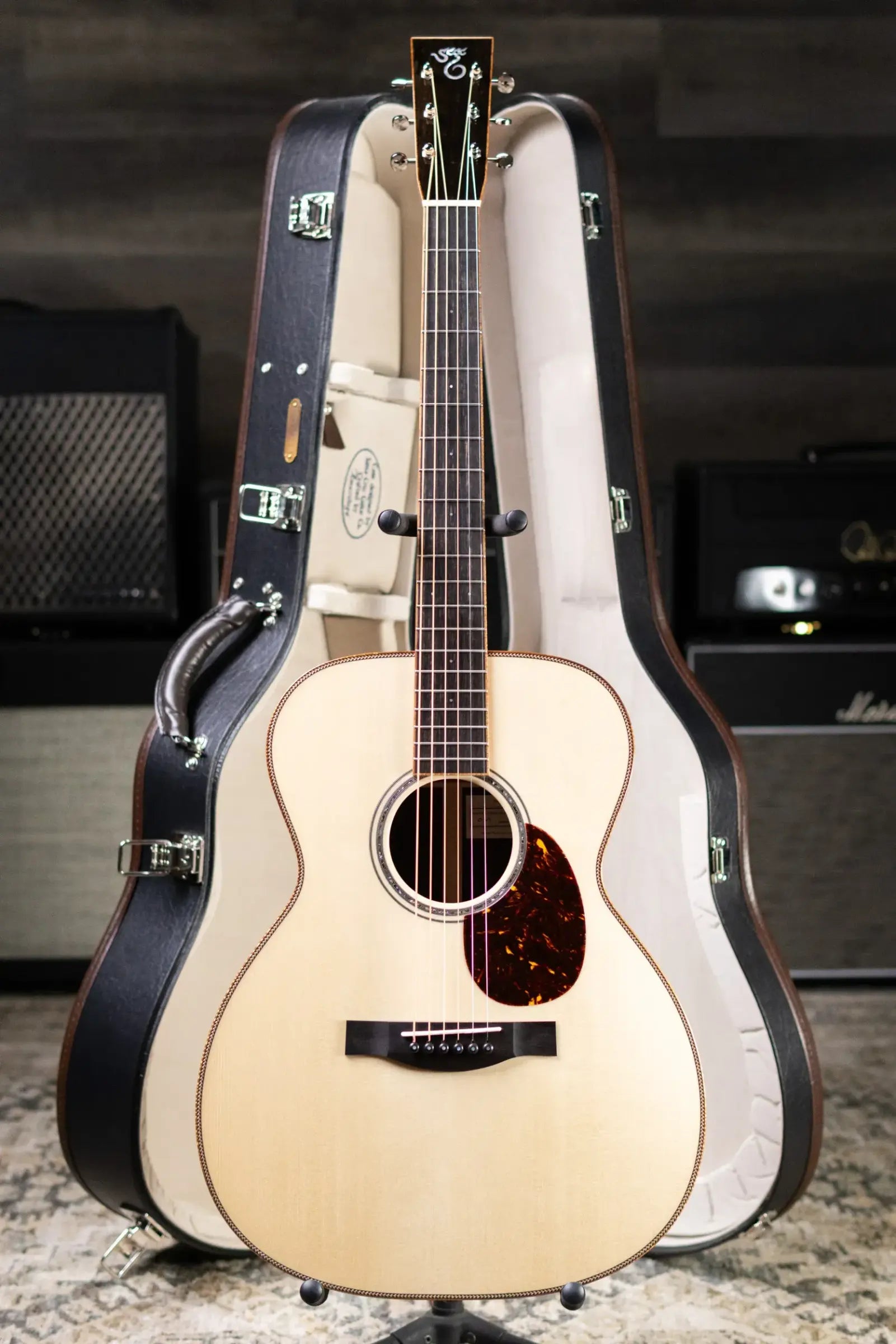 Santa Cruz Guitar Company OM Acoustic Guitar - Moon Spruce/Brazilian Rosewood with Hardshell Case