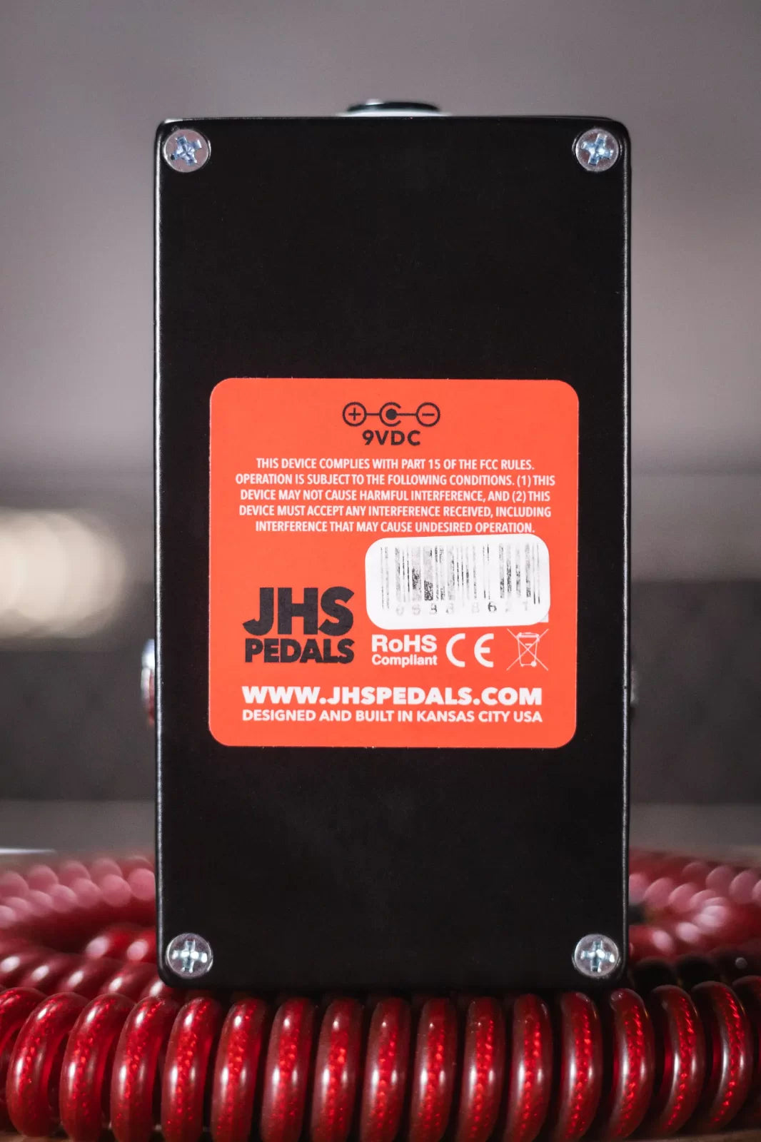 JHS Haunting Mids EQ and Mid Boost Pedal