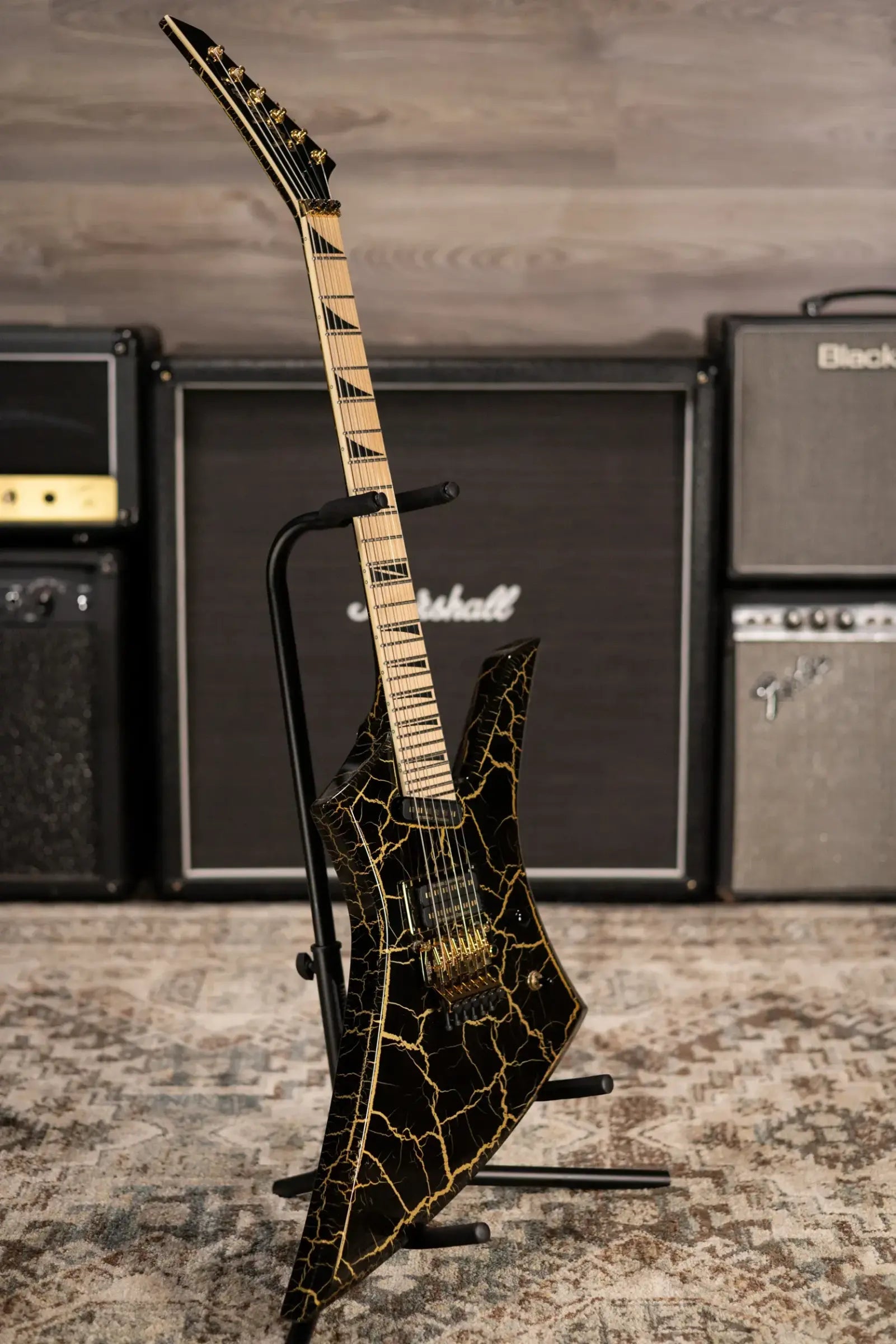 Jackson Pro Plus Series Signature Brandon Ellis Kelly KE27 Electric Guitar - Gold Crackle with Gig Bag