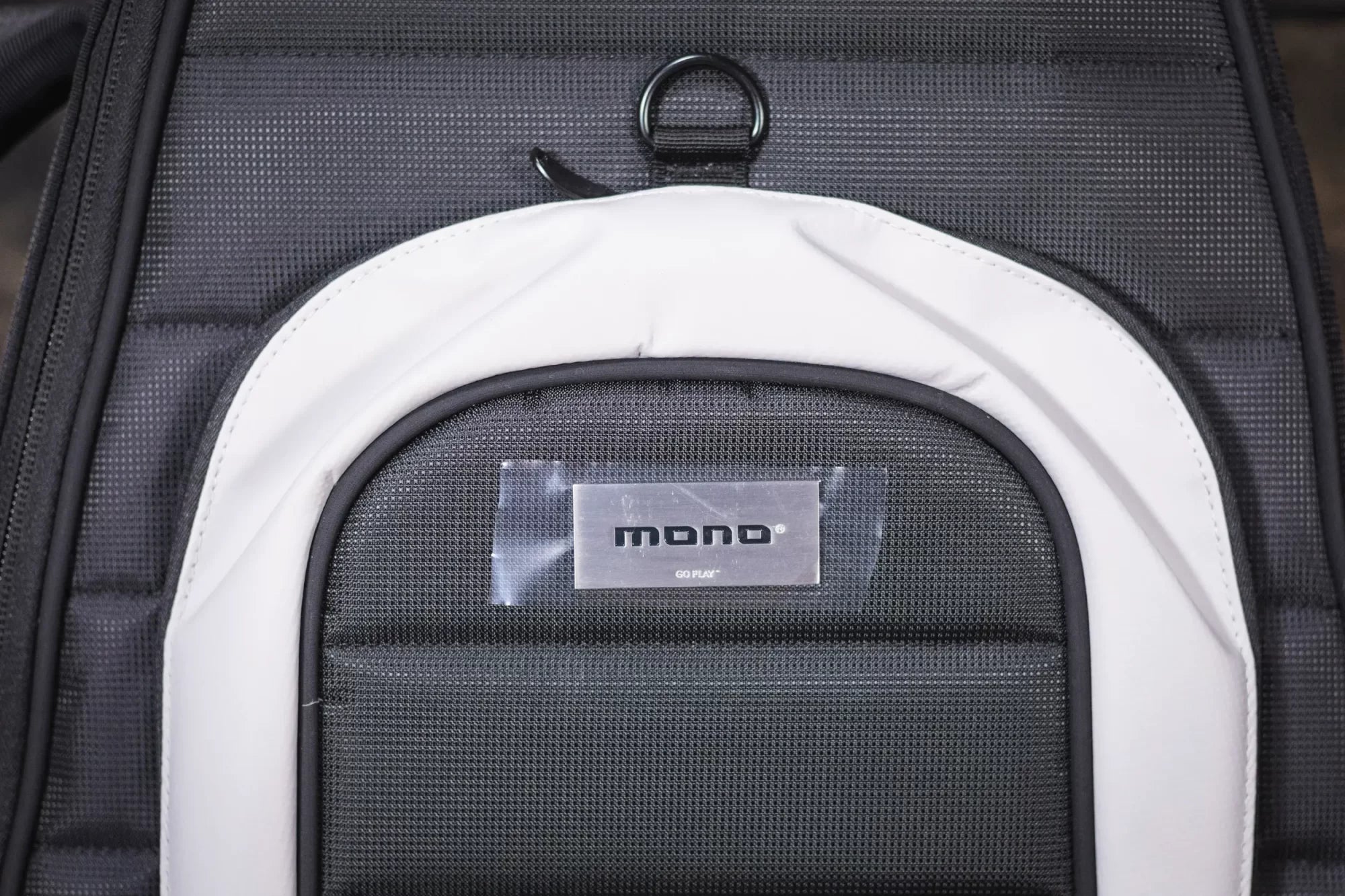 MONO Classic Dual Bass Guitar Case Black haggertys 03