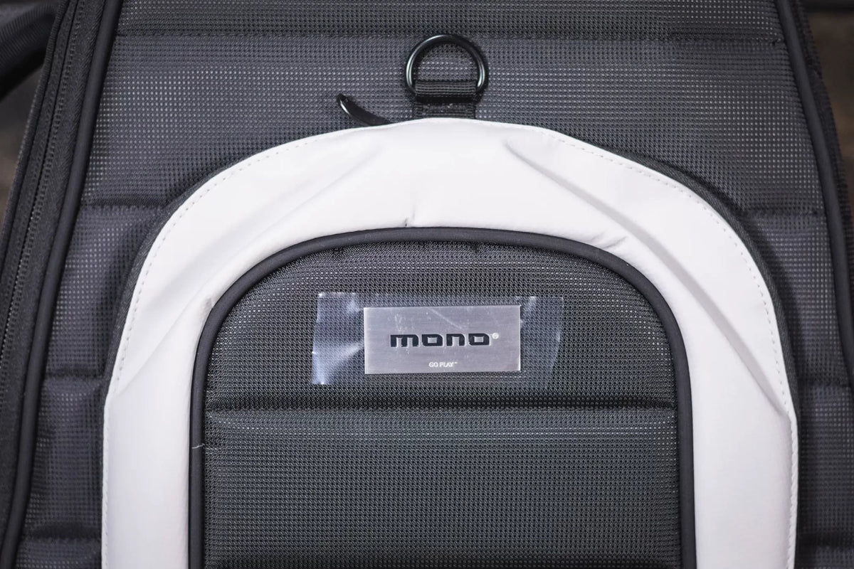 MONO Classic Dual Bass Guitar Case Black haggertys 03